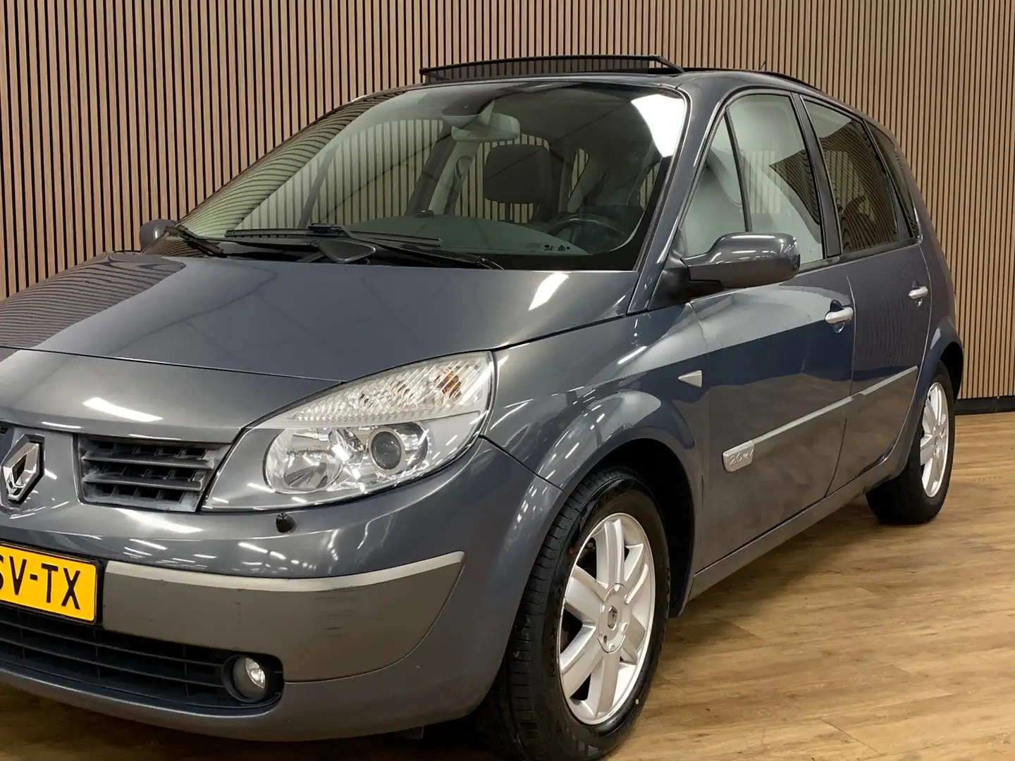 Renault Scenic 2.0-16V Privilège Luxe|Automaat|Opendak|Navigatie| Gris - 2