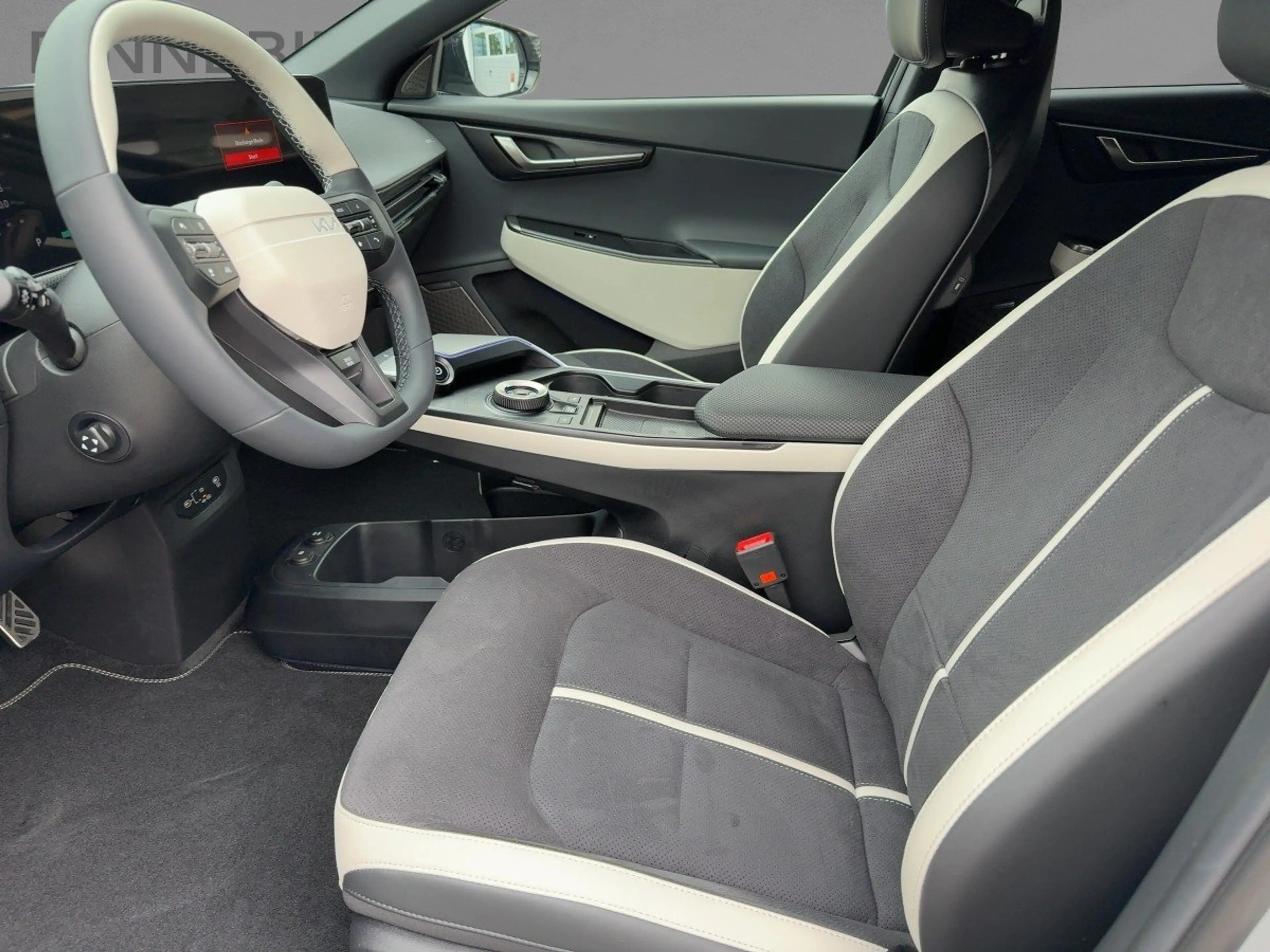 Kia EV6 GTL*AWD*360°*WÄRMEPUMPE*HUD*LED 360-CAM ACC — photo 11