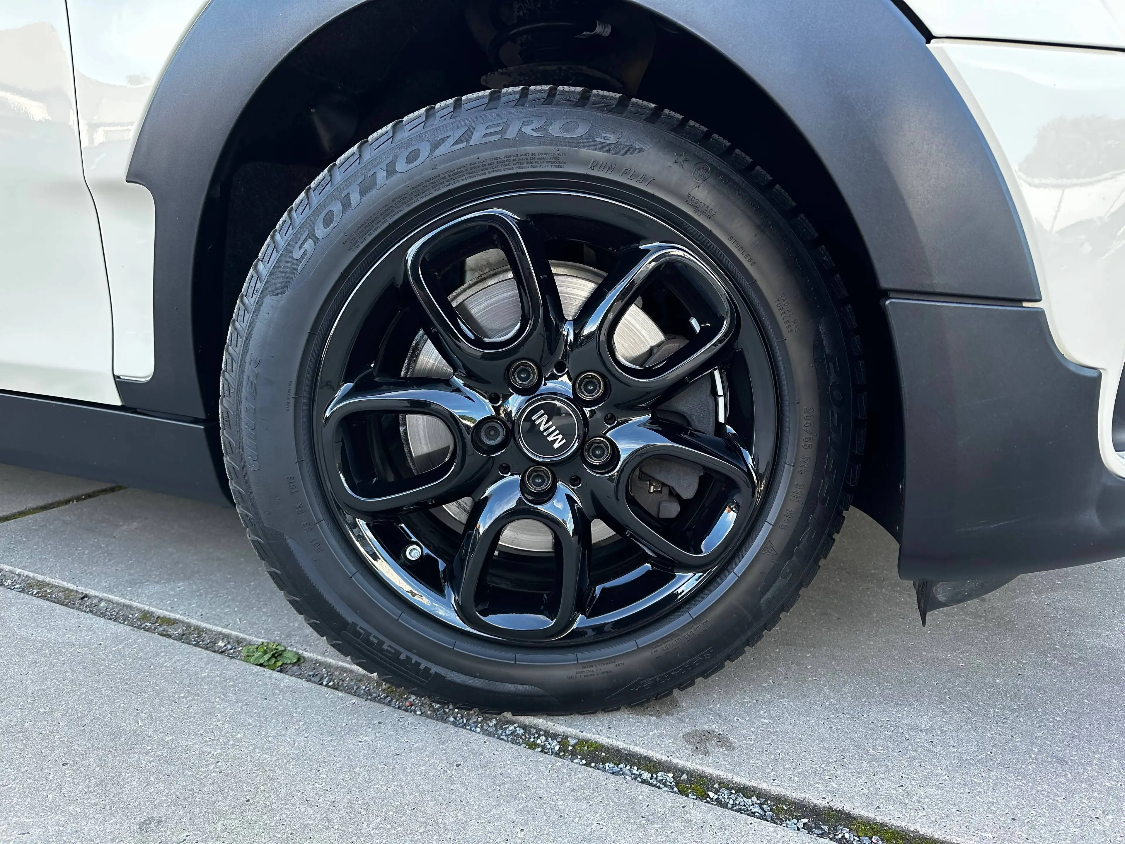 MINI Cooper Clubman 1.5A *AUT.*PANO DAK*SPORTSTOELEN*PDC*FULL LED*KEYLESS*DEELLEDER* — photo 8