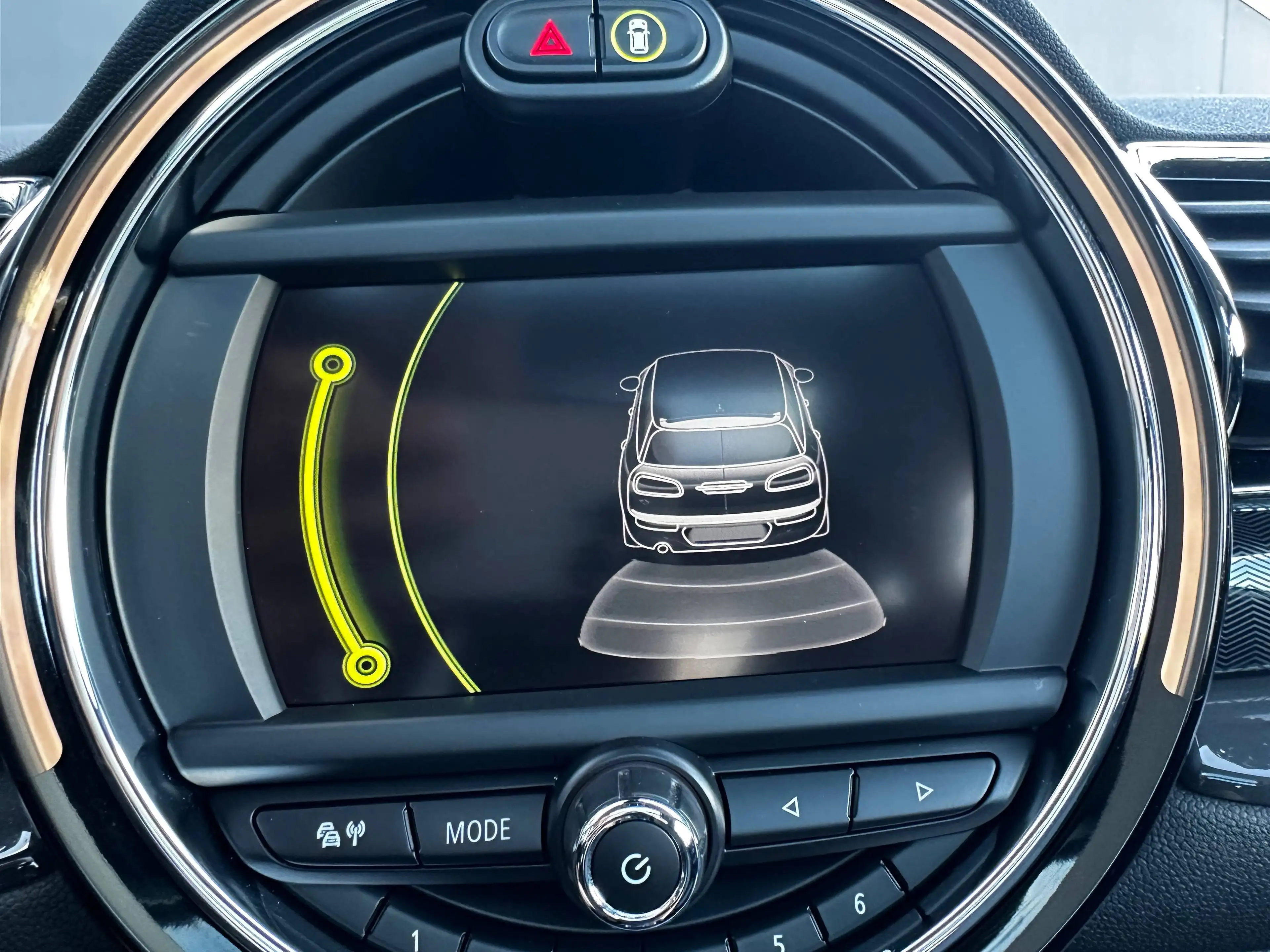 MINI Cooper Clubman 1.5A *AUT.*PANO DAK*SPORTSTOELEN*PDC*FULL LED*KEYLESS*DEELLEDER* — photo 14