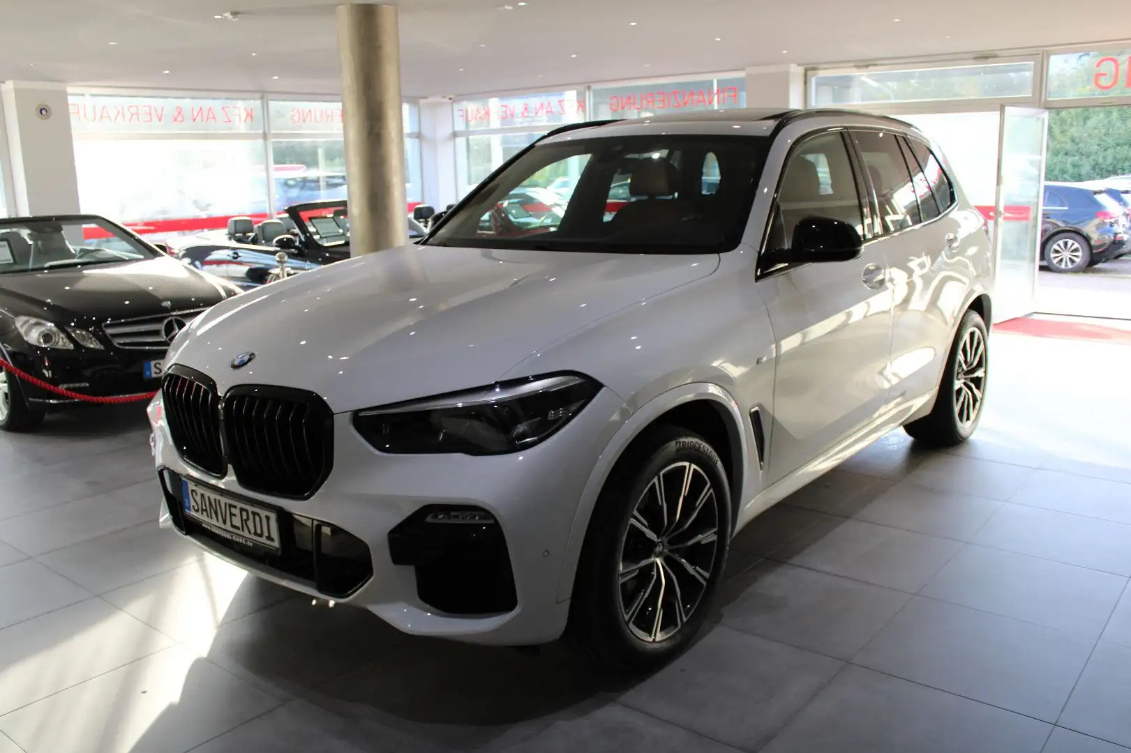BMW X5 xDrive30d M-SPORTPAKET INDIVIDUAL RFK EURO 6 Blanc - 1