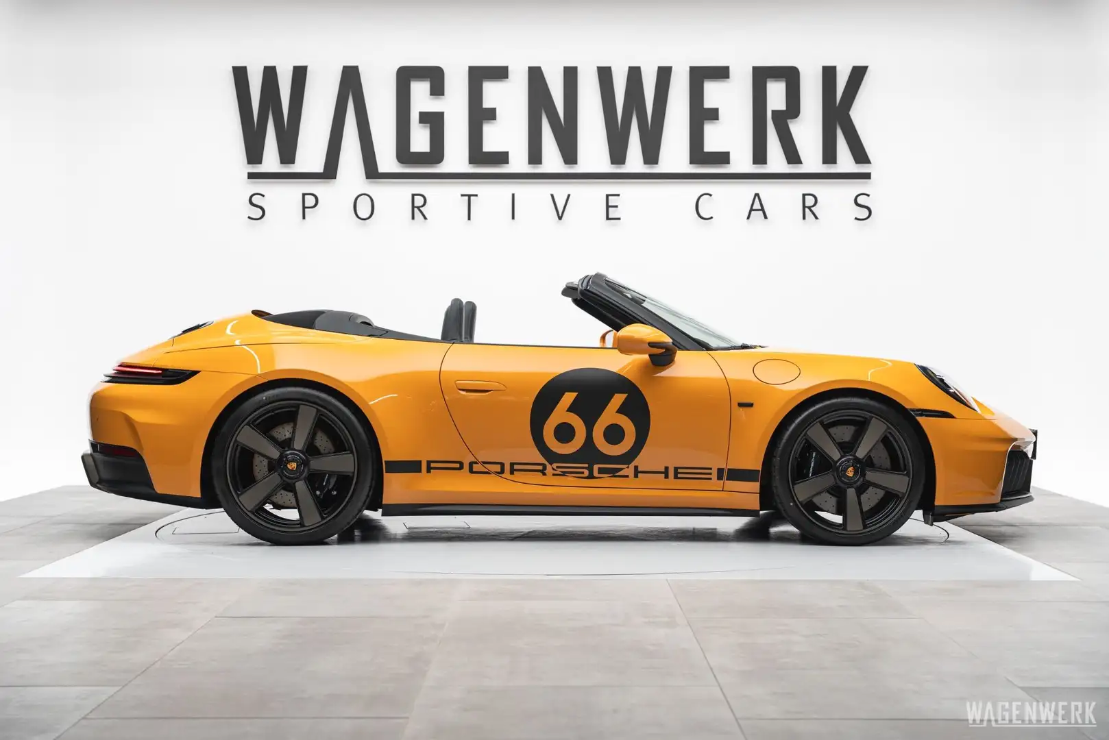 Porsche 992 911 Spirit 70 PTS BAHAMAYELLOW EXCLUSIVE-MANUFAKT Gelb - 2