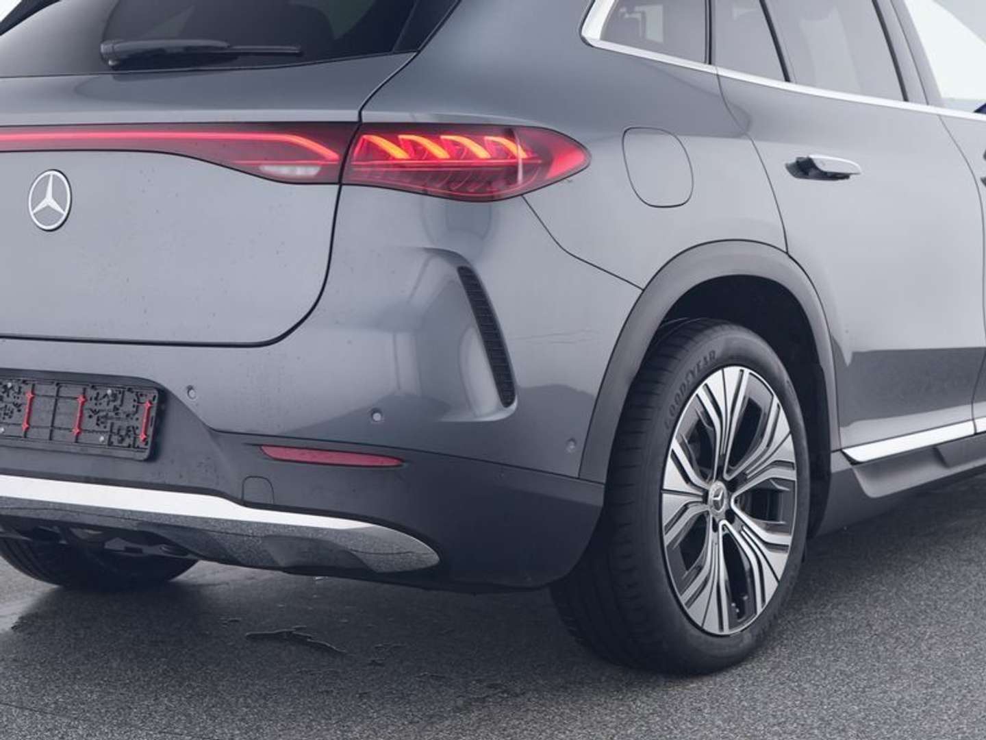 Mercedes EQE 300 Premium Plus -  - Joinsteer - #2