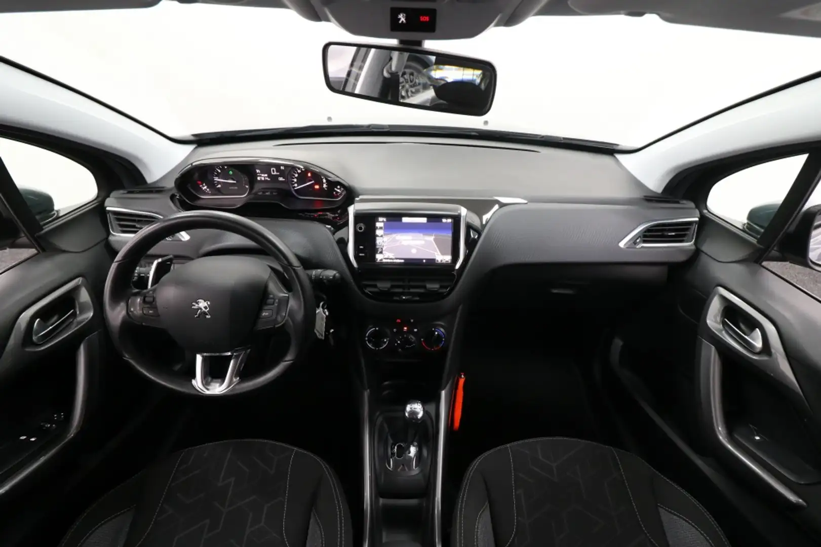 Peugeot 2008 1.2 PureTech Blue Lion (Automaat) Grijs - 2
