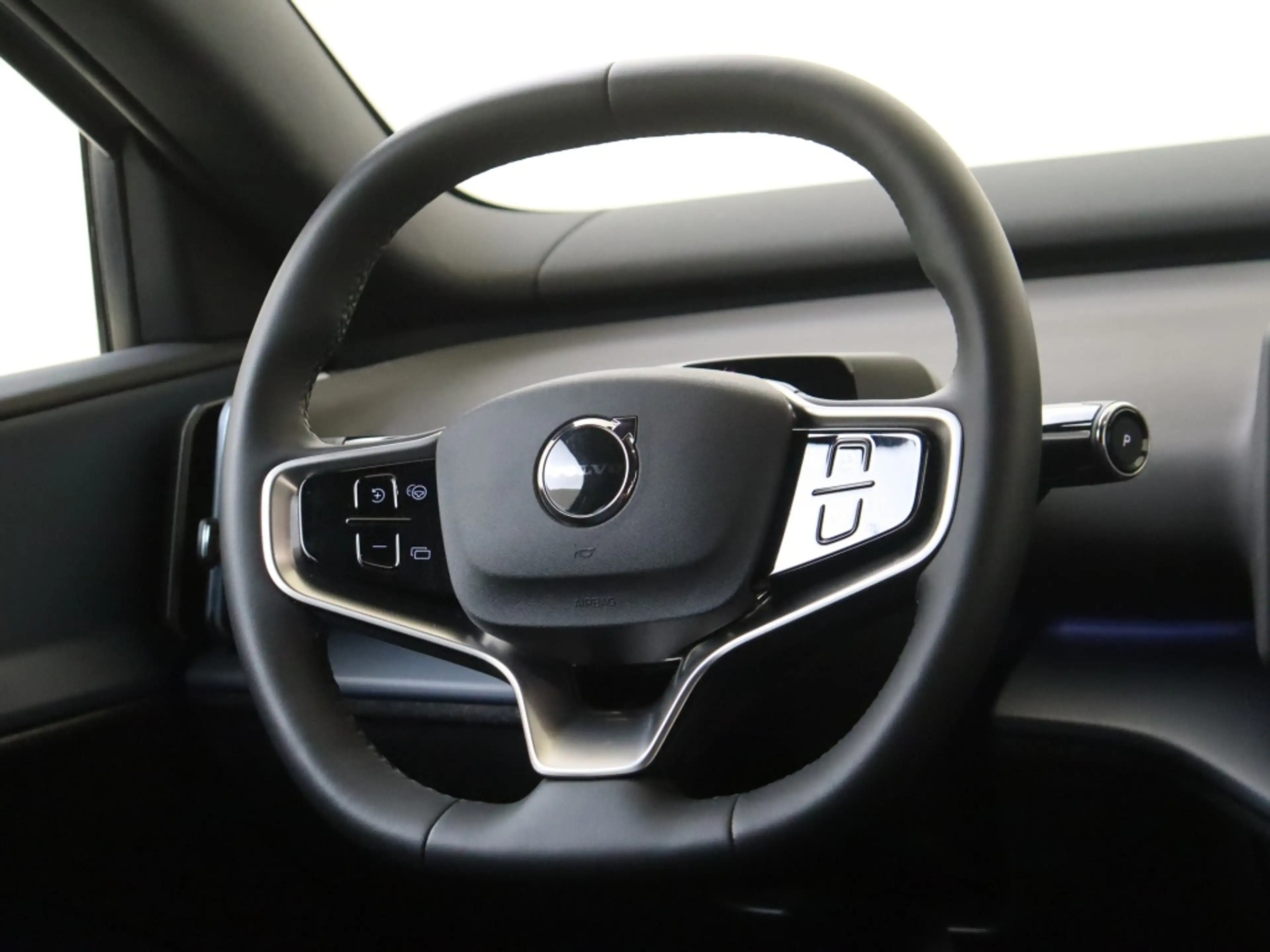 Volvo EX30 Extended Plus 69 kWh | Climate Pack | Power Seat P — photo 12