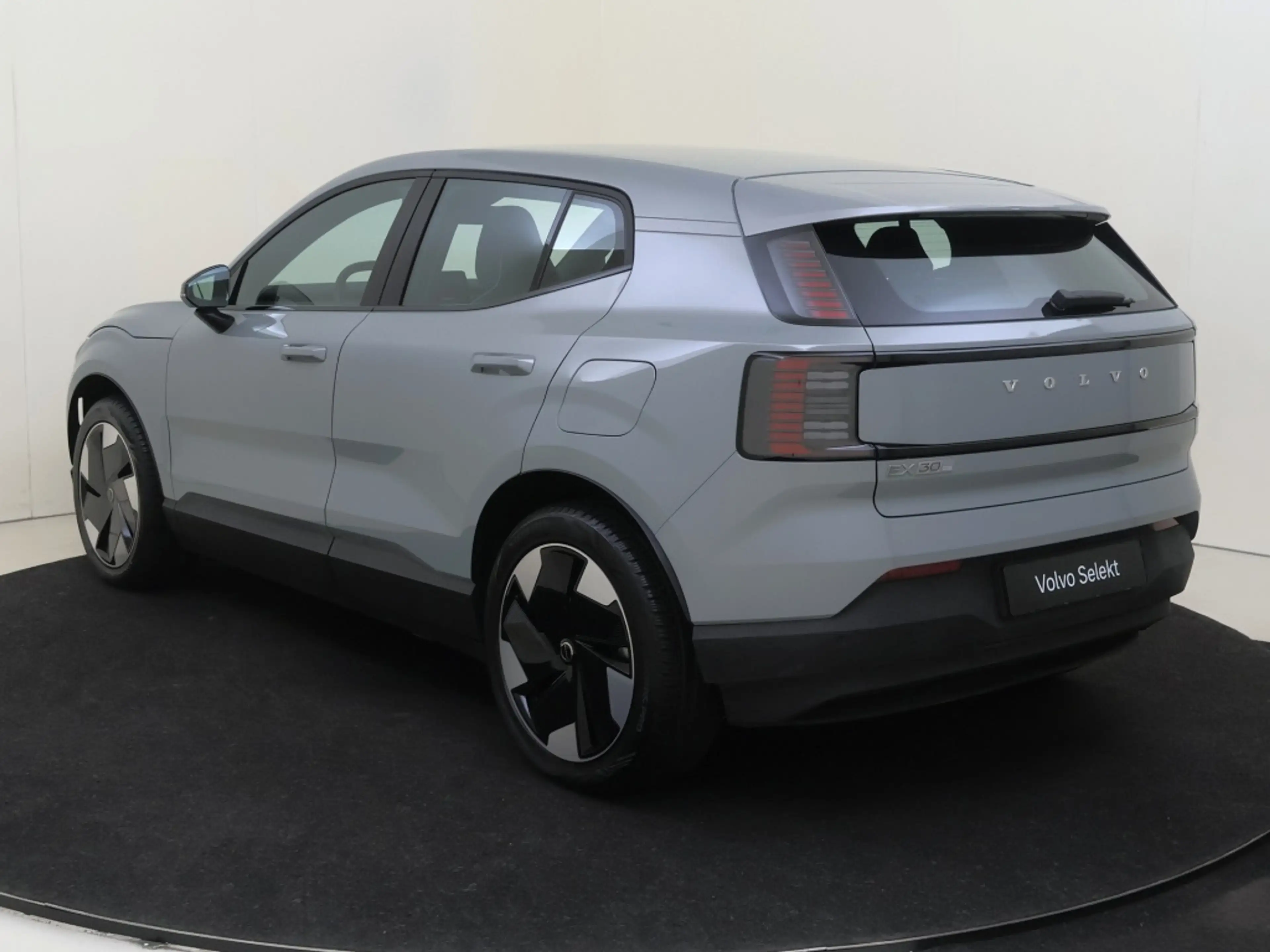 Volvo EX30 Extended Plus 69 kWh | Climate Pack | Power Seat P — photo 5