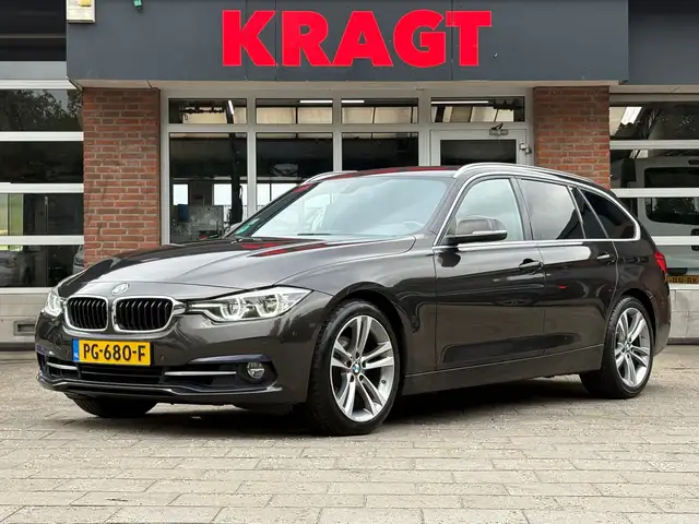 BMW 318 3-serie Touring Corporate Lease High Executive 318