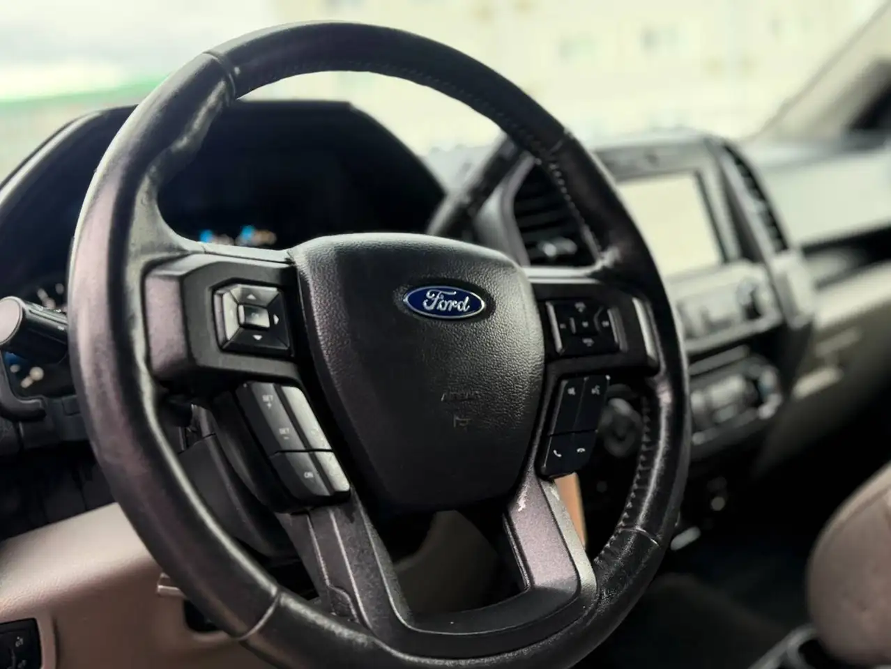 Ford F 150 снимка Ford F 150