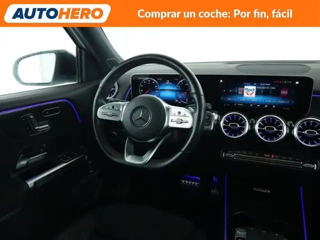 Mercedes-Benz GLB view 14