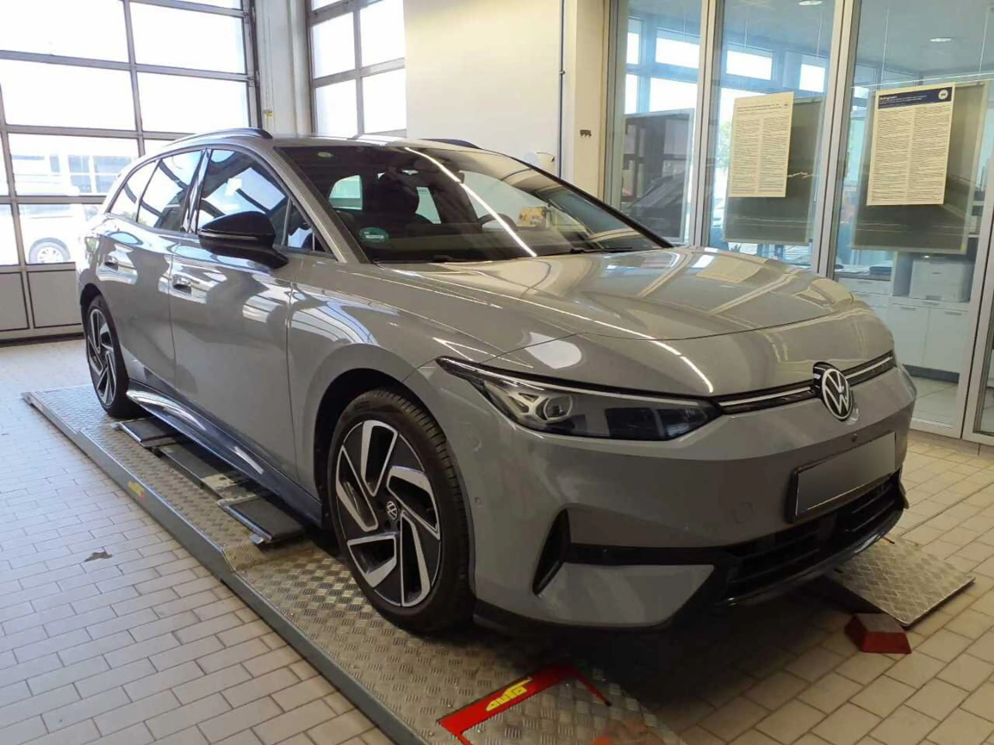 Volkswagen ID.7 Pro +CCS+WÄRMEPUMPE+AHK+KAMERA+LED+ — photo 3