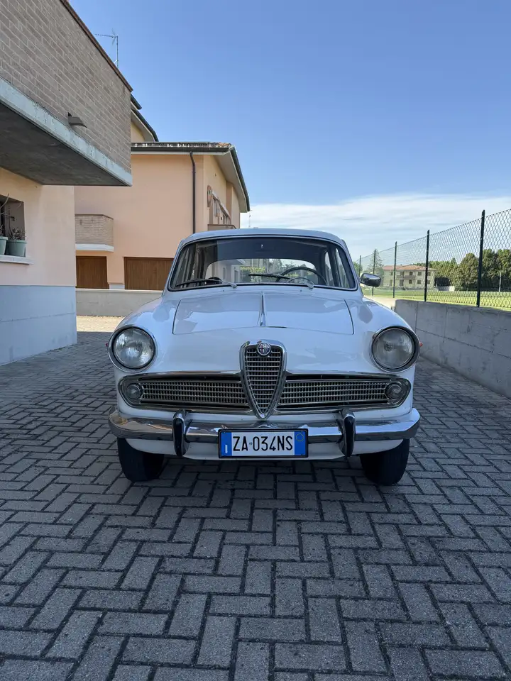 Alfa Romeo Giulietta TI, foto 2