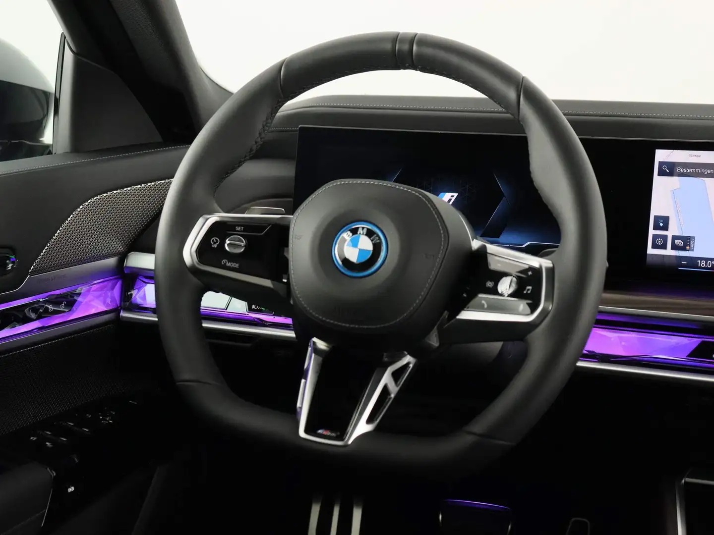 BMW i7 eDrive50 M-Sport Pro Zwart - 2