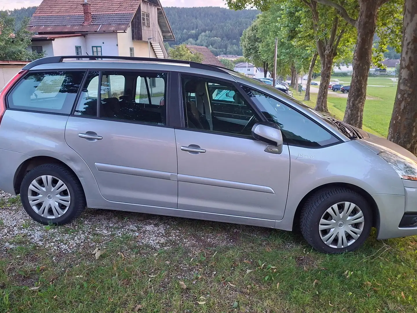 Citroen Grand C4 Picasso C4 Picasso 1,6 eco HDi FAP eco Silber - 1