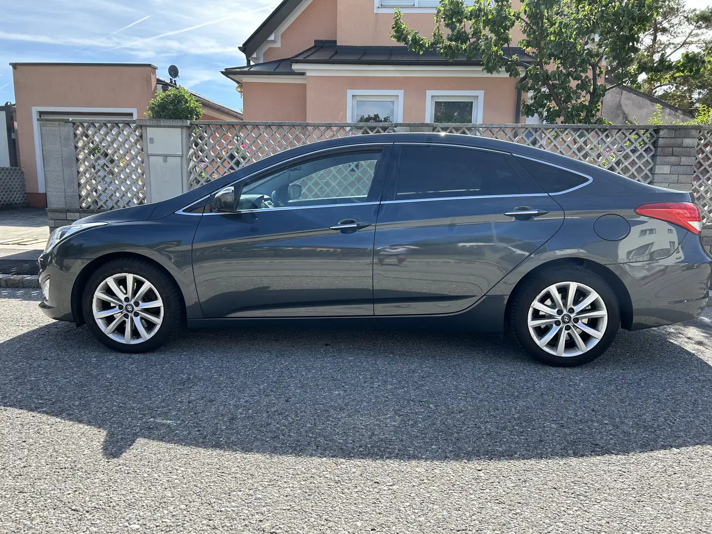 Hyundai i40 Style Grau - 2