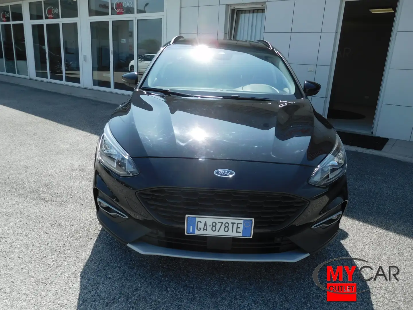 Ford Focus 1.0 EcoBoost 125cv automatico SW Active Co-Pilot Zwart - 2