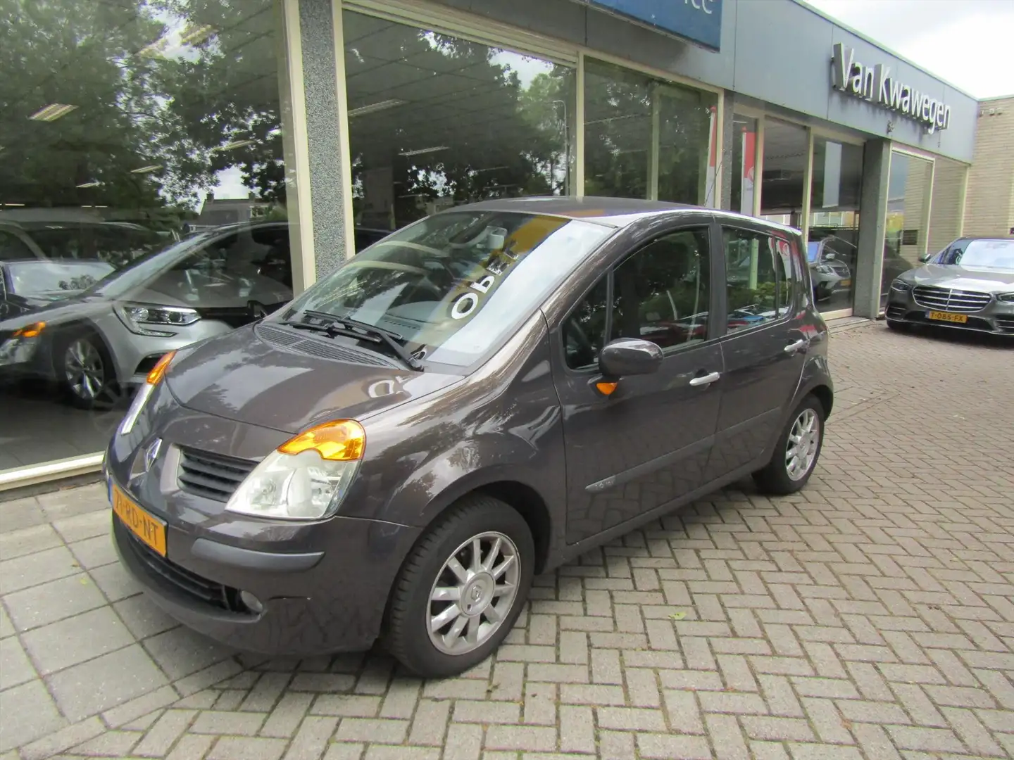 Renault Modus 1.6 ECC TREKH, CRUISE CONTR. APK JUNI 2026 Bruin - 1