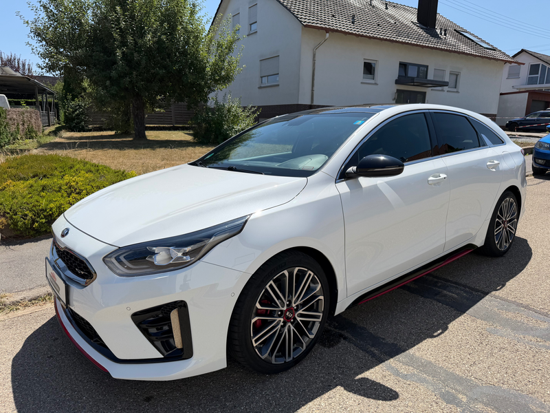 Kia ProCeed / pro_cee'd GT *1. Hand*Virtual*Pano*ACC*Garantie*HU NEU*8-fach bereift*