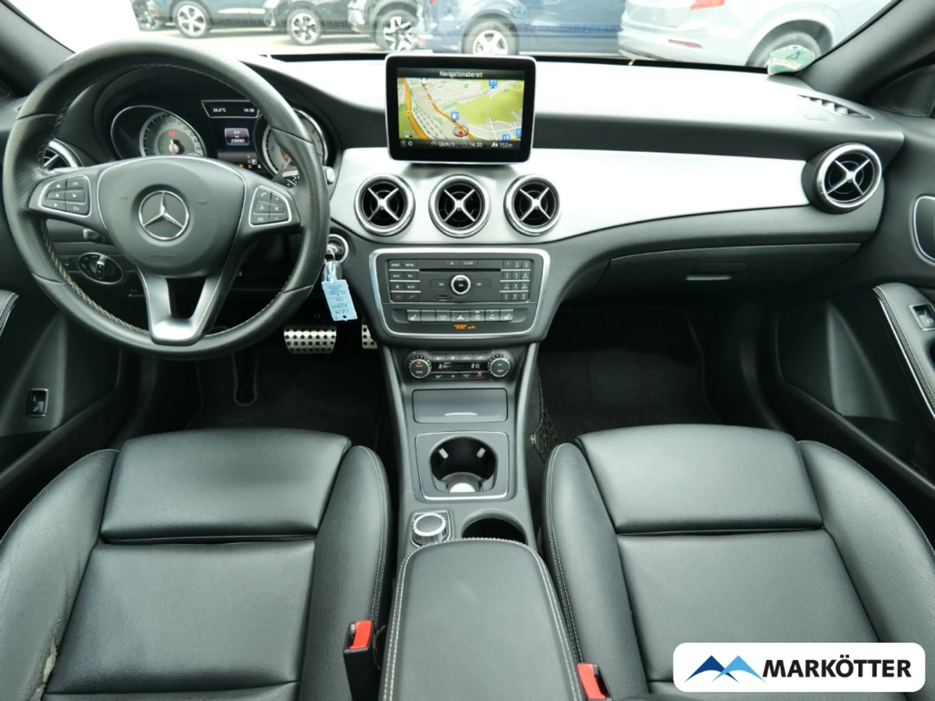 Mercedes-Benz CLA 220 d Navi/Xenon/Pano/Kamera/AHK — photo 9