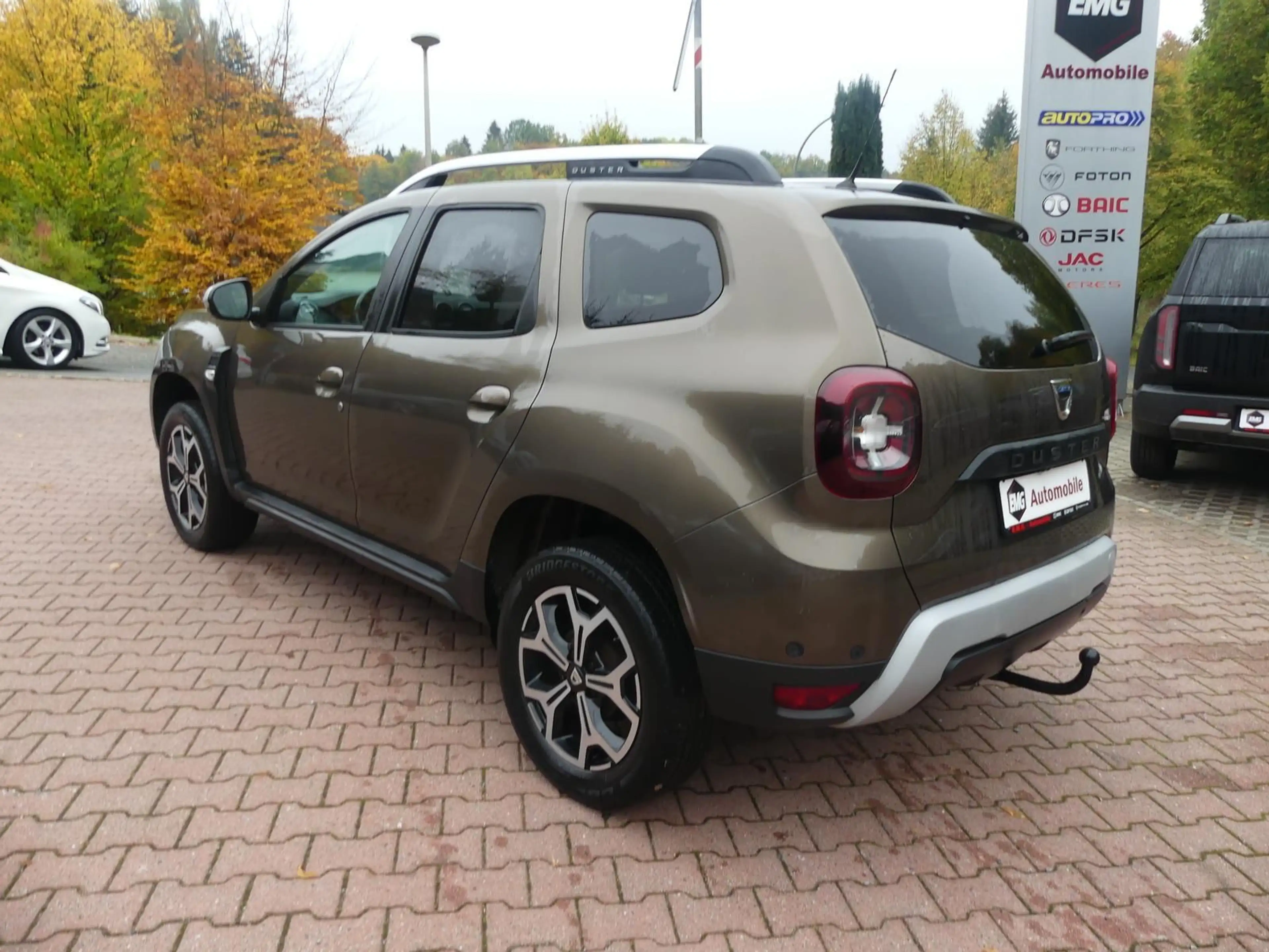 Dacia Duster II*1.3*AHK*SHZ*PDC*Navi*Klima*Allrad*USB — photo 7