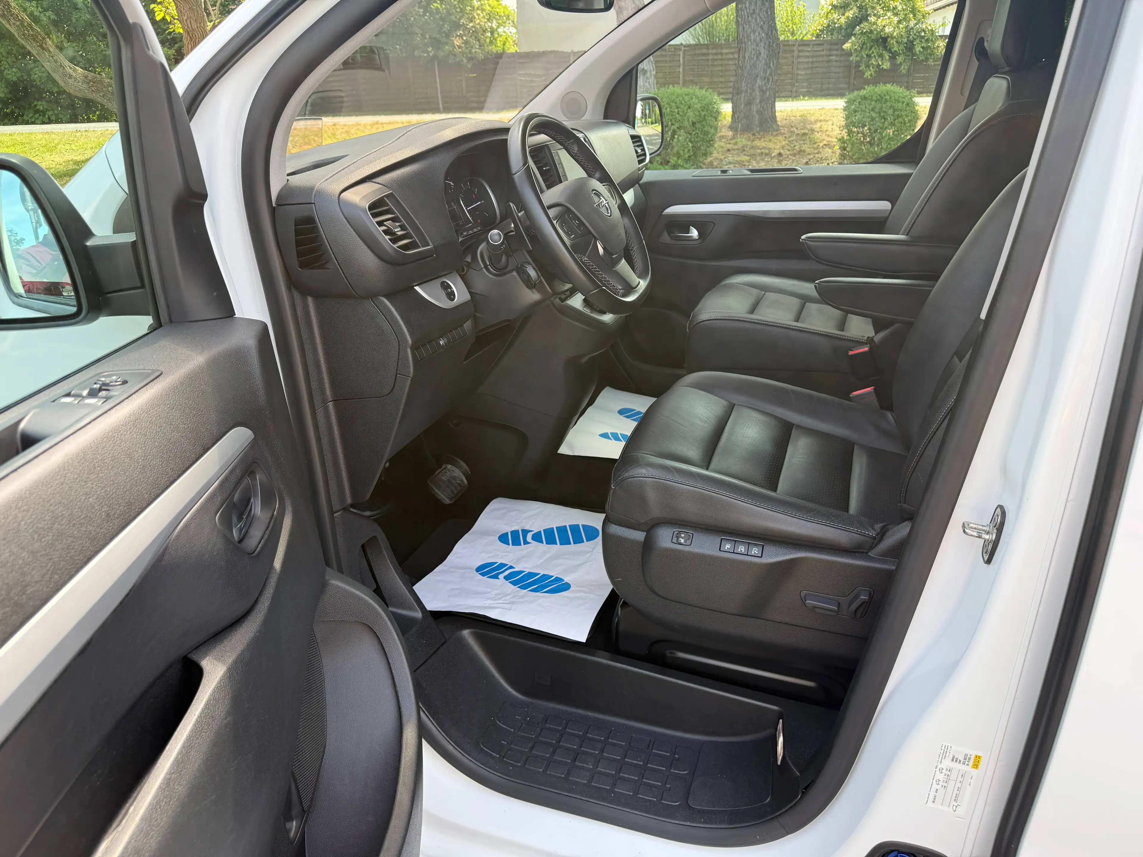 Opel Zafira Life 2.0 CDTi Tourer L (L3) Automatik (6xSITZER*KLAPPTISCH) — photo 9