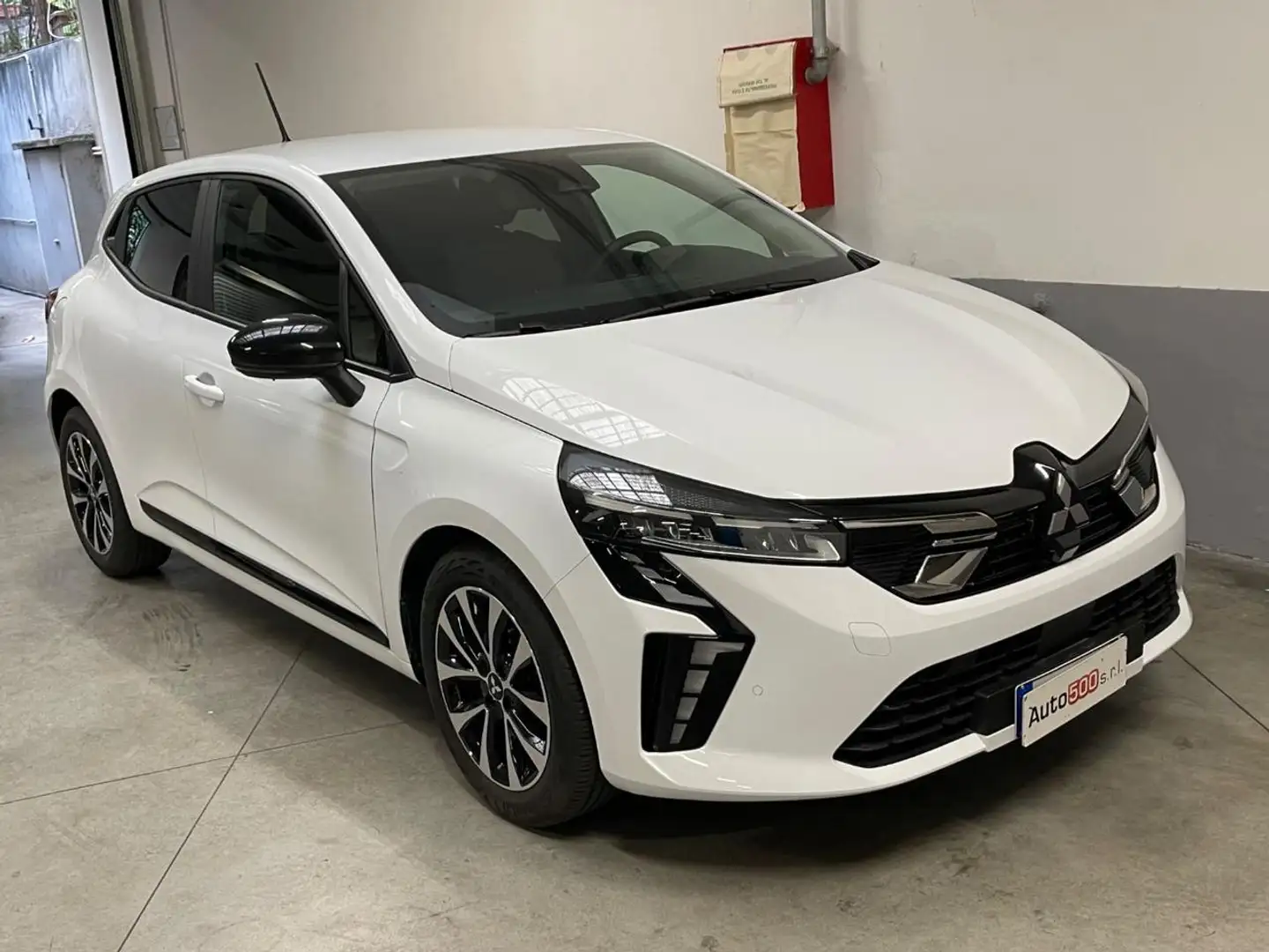 Mitsubishi Colt 1.0L turbo 90 CV Invite Bianco - 2
