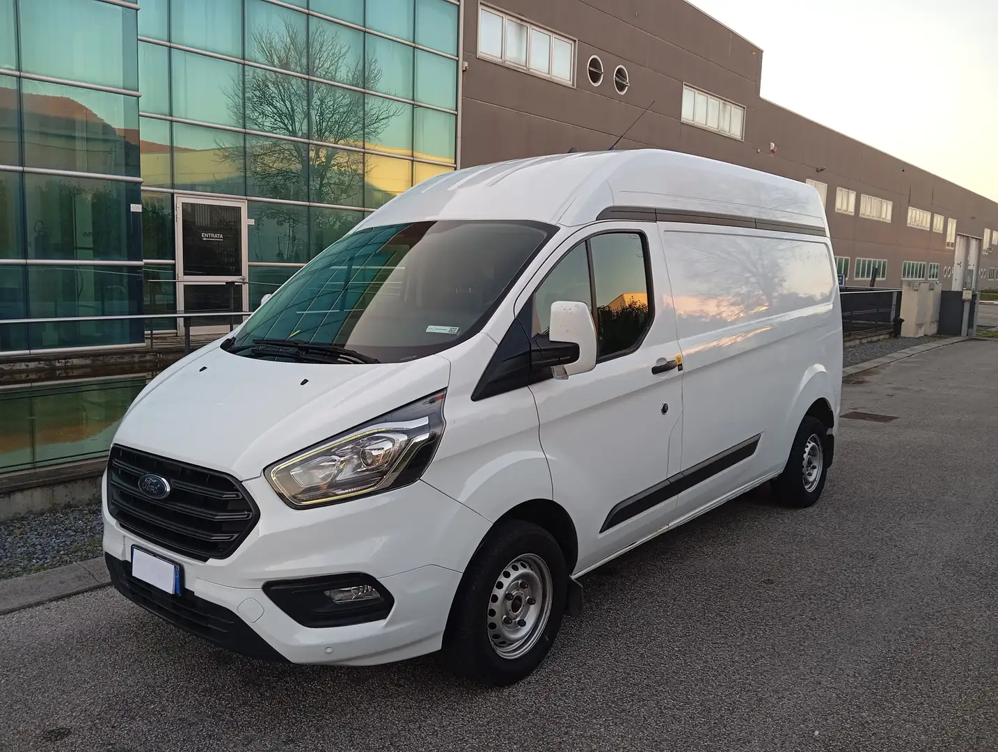 Ford Transit Custom 2.0 TDCi TETTO ALTO PASSO LUNGO Bianco - 1