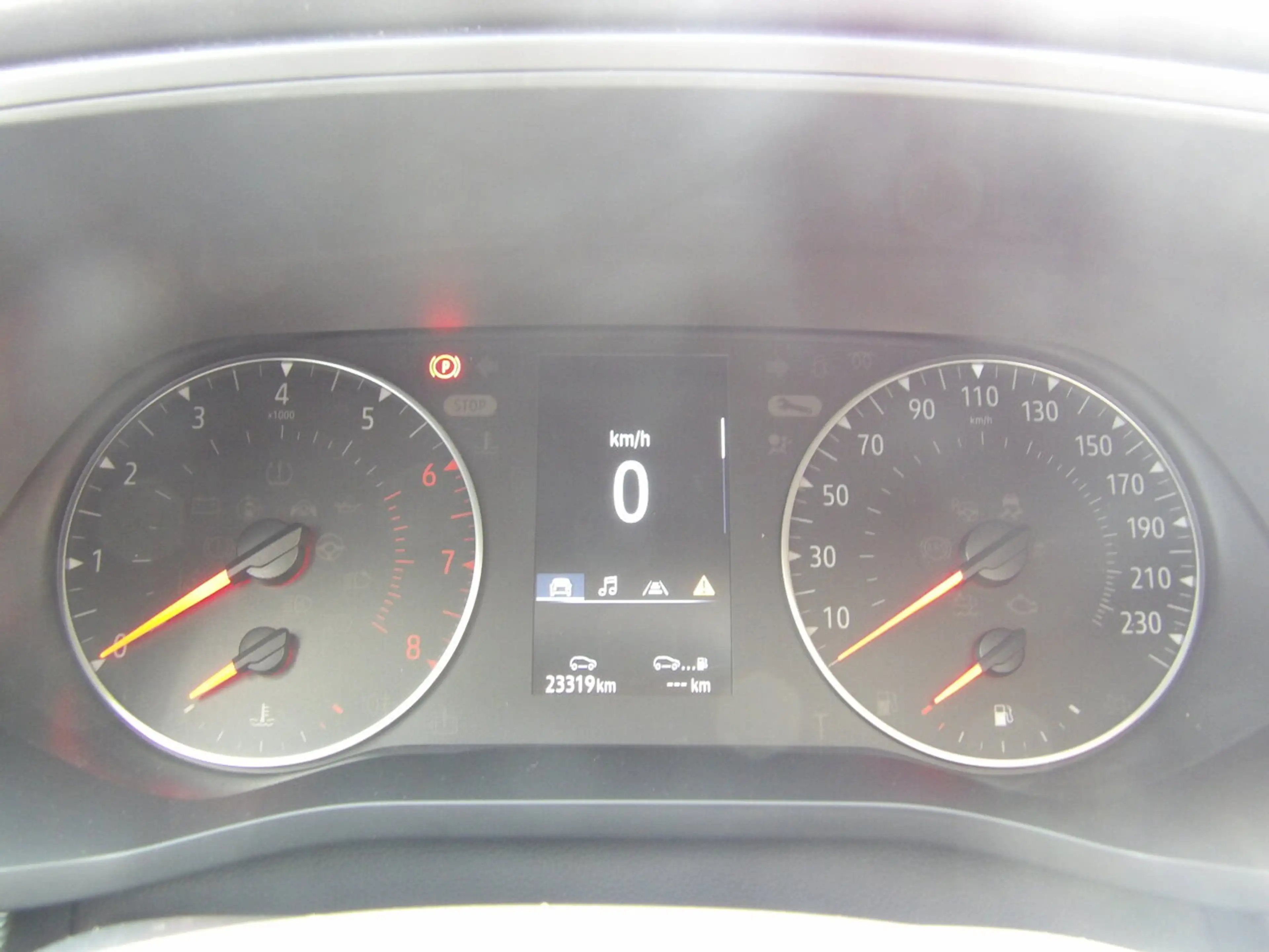 Renault Arkana Techno TCe 140 EDC — photo 10