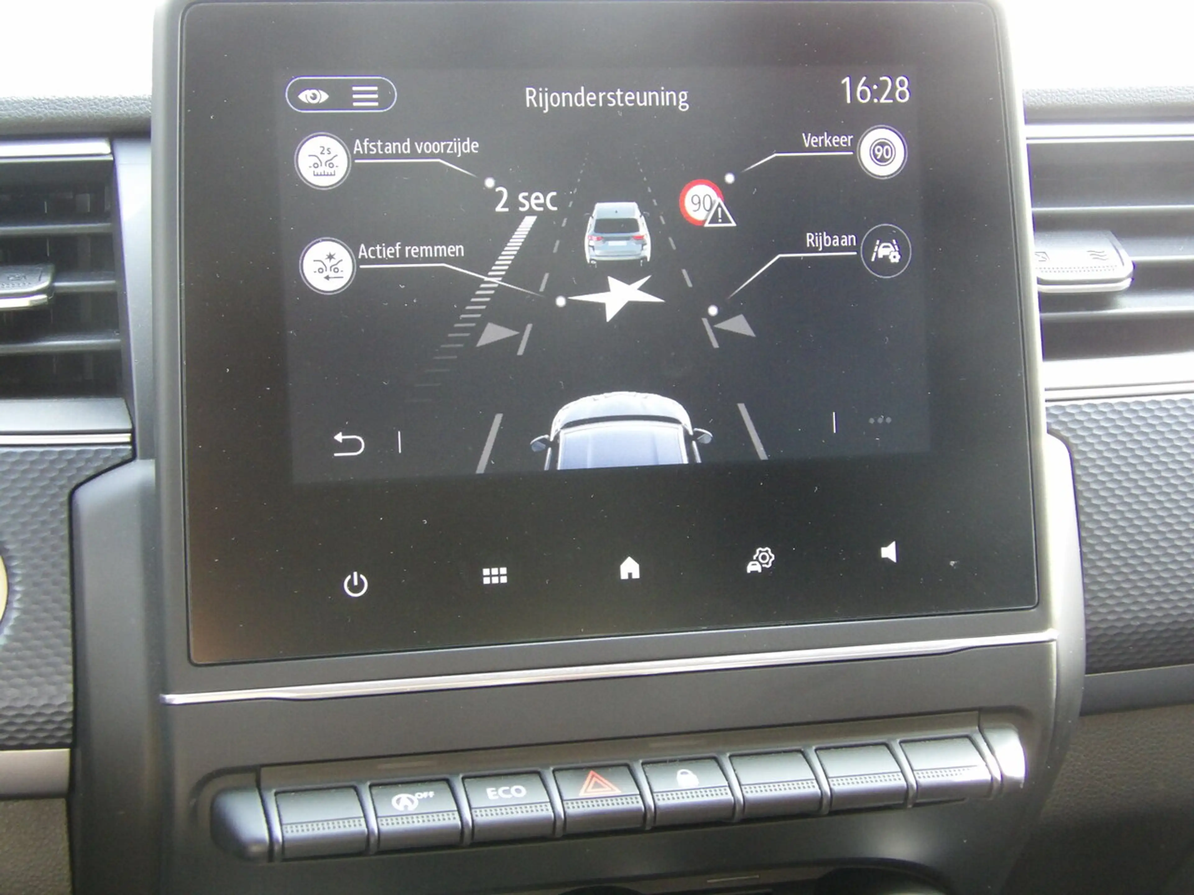 Renault Arkana Techno TCe 140 EDC — photo 12
