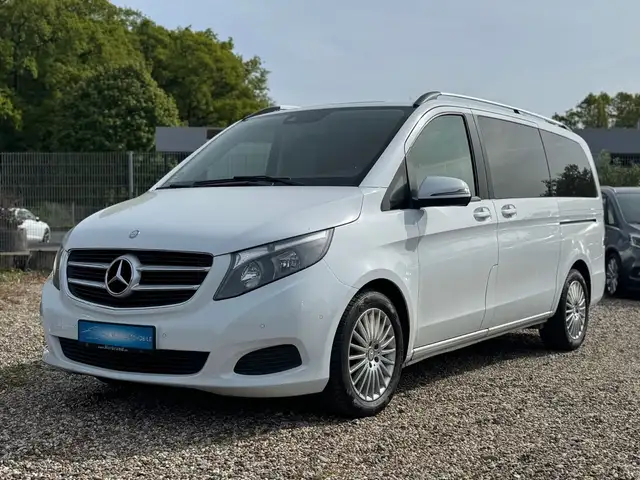Mercedes-Benz V 220 EDITION lang Sport Navi Kamera Tisch