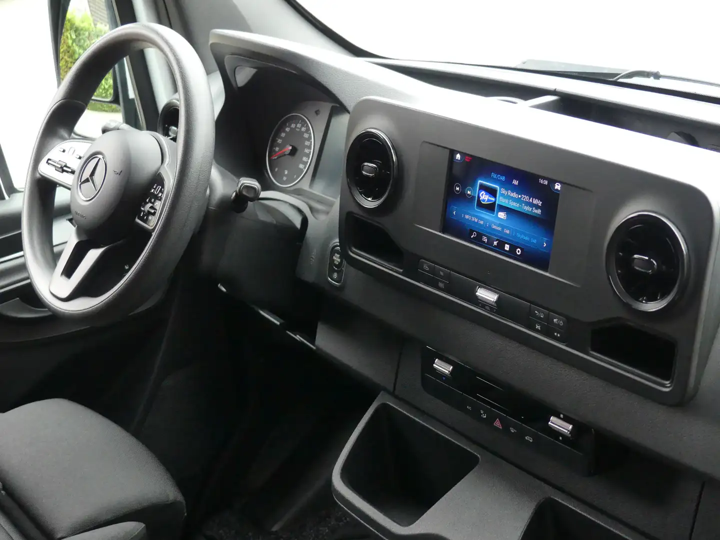 Mercedes-Benz Sprinter 317 CDI L2H2 Airco/Camera/Navigatie Wit - 2