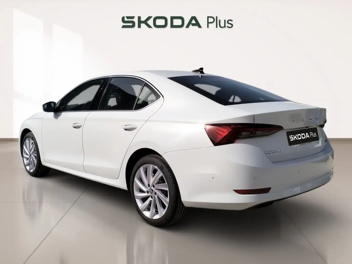 Skoda Octavia 1.5 TSI MHEV Selection DSG7 110kW Blanco - 2