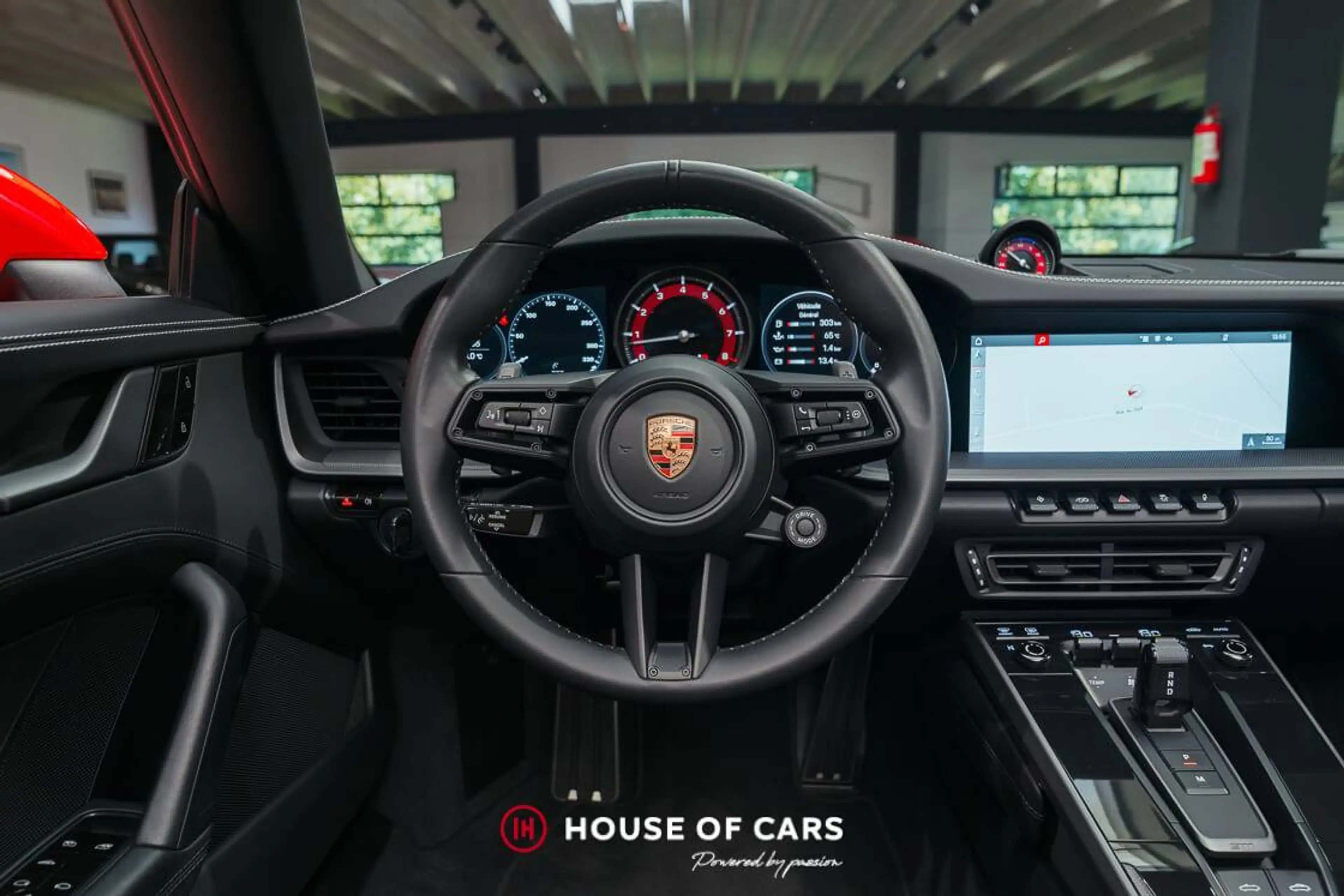 Porsche 911 992.1 Carrera S Cabriolet PDK - 1st paint - AS NEW ! — photo 15