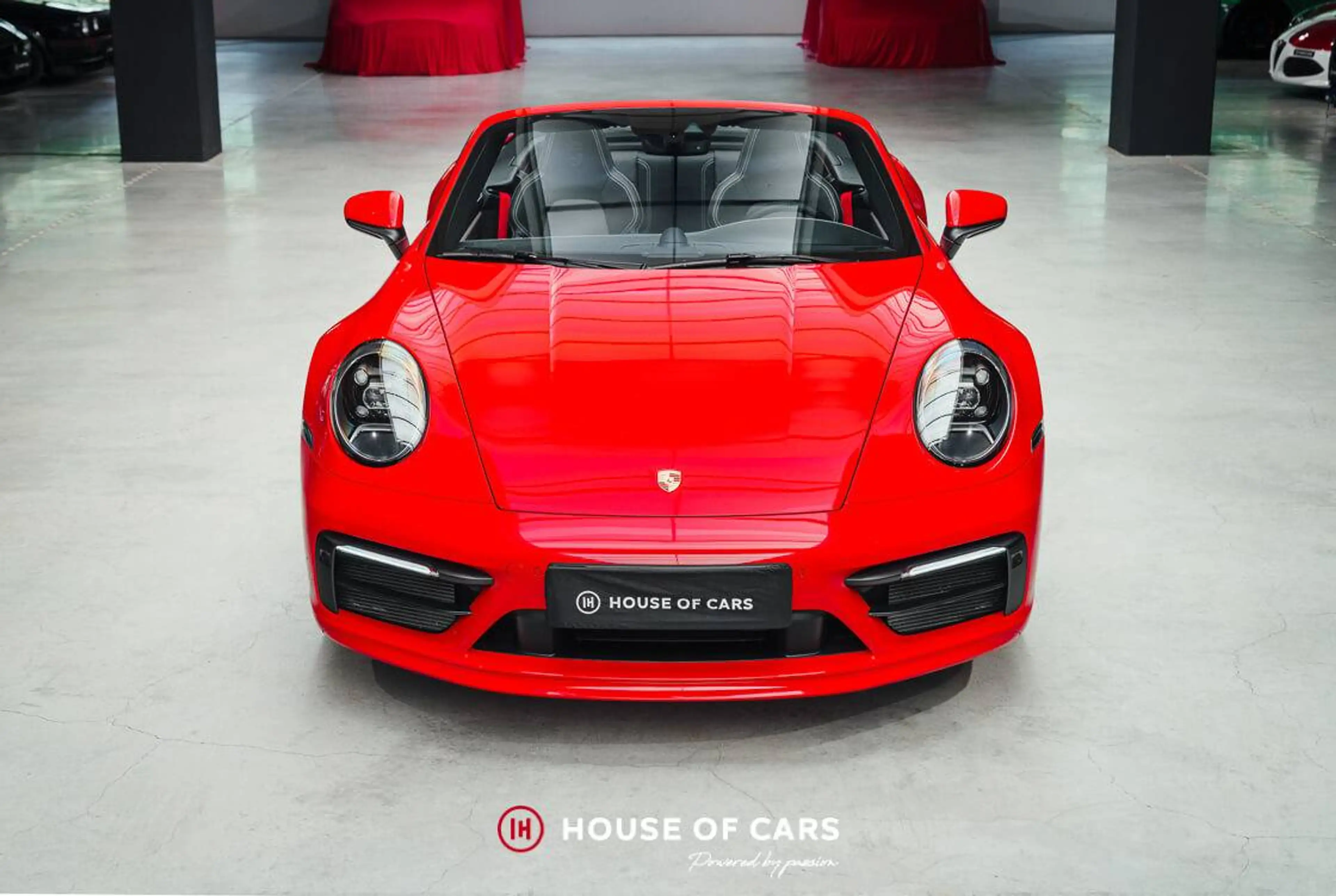 Porsche 911 992.1 Carrera S Cabriolet PDK - 1st paint - AS NEW ! — photo 3