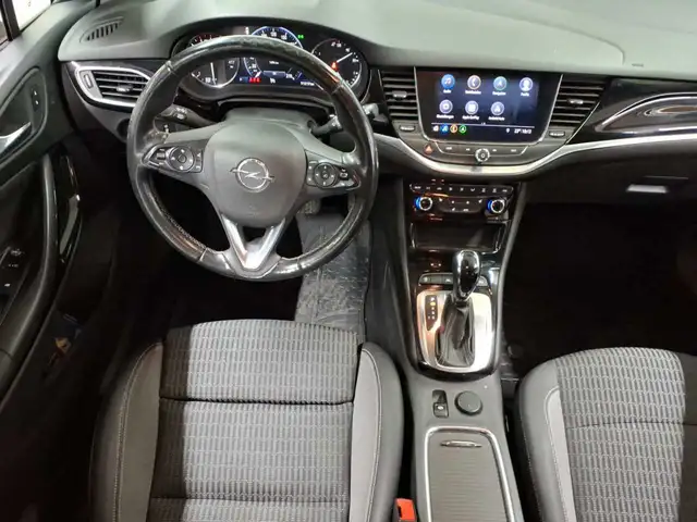 Opel Astra view 10