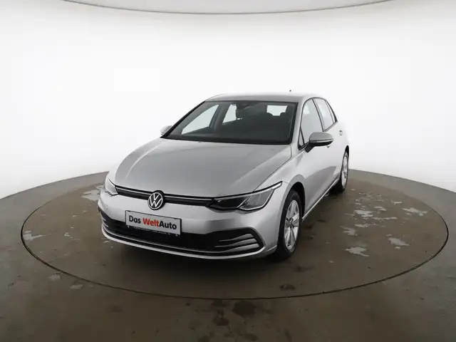 Volkswagen Golf Life mHeV TSI DSG
