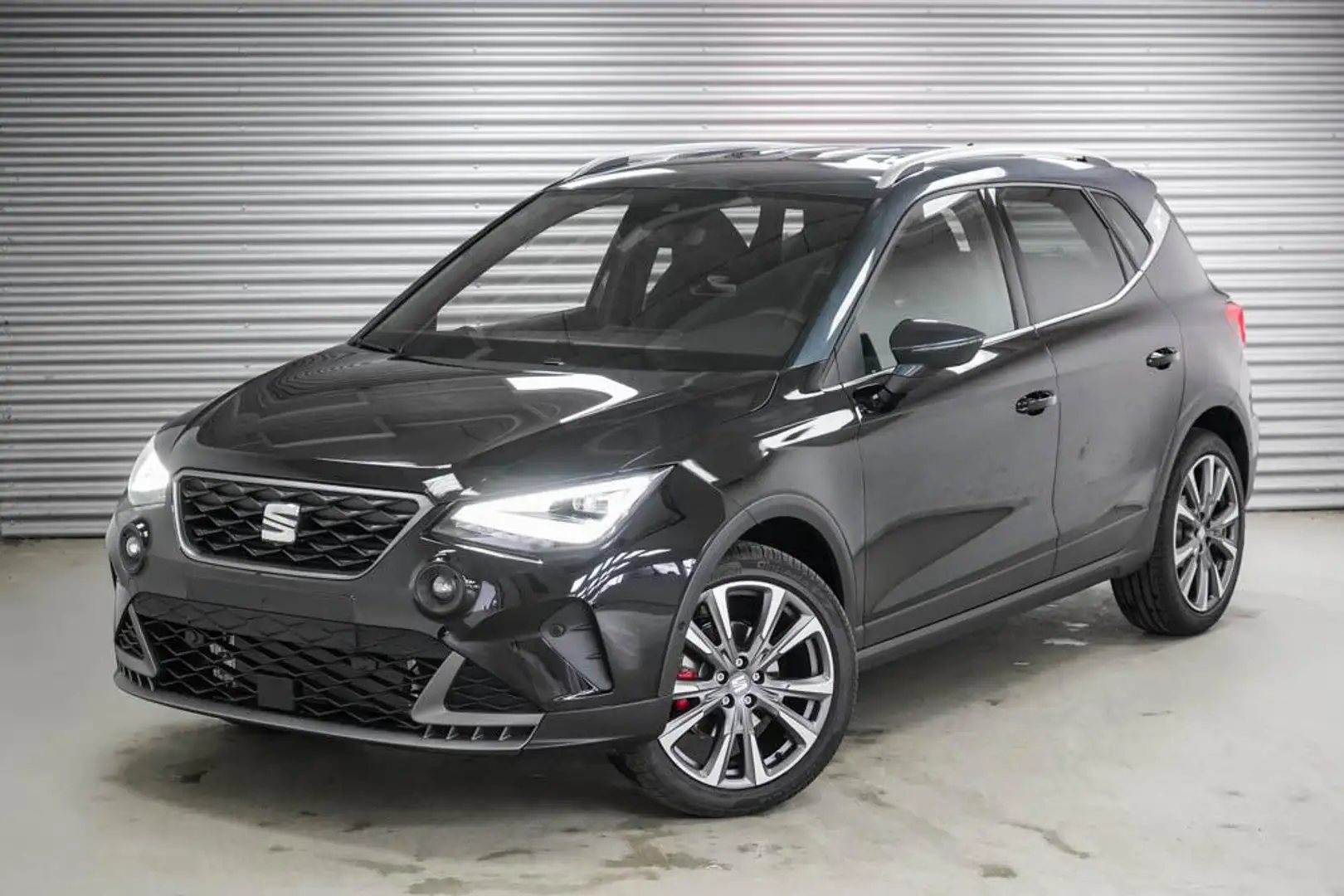 SEAT Arona 1,5 TSI DSG FR - LAGER 110 kW (150 PS), Automatik Schwarz - 1