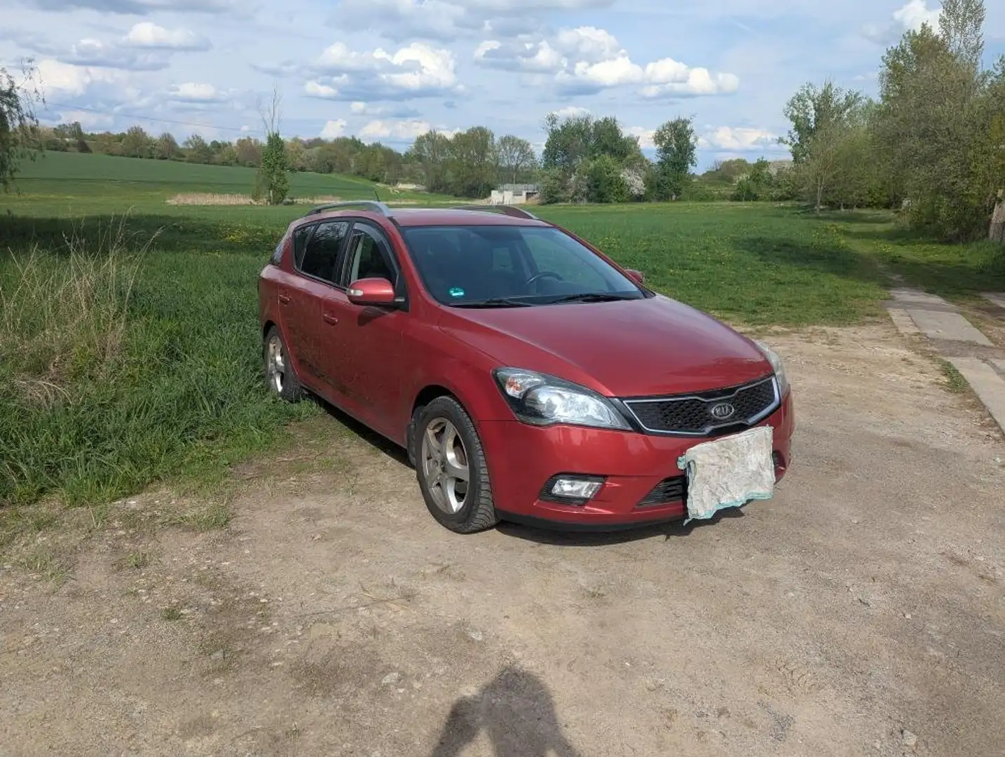 Kia Ceed / cee'd Ceed 1.6 CRDi 115 Vision Roşu - 1