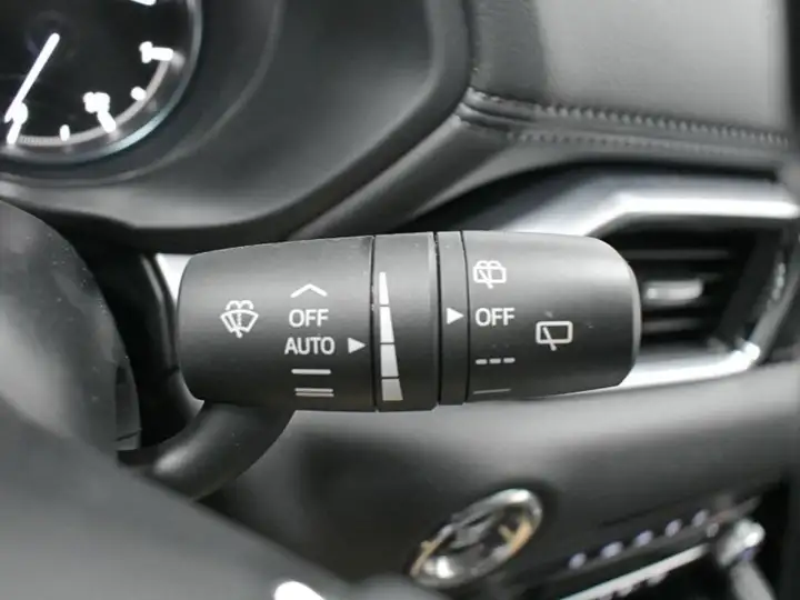 Mazda CX-5 (2022) SKYACTIV-D 2.2 MT 2WD Evolution 2021, foto 14