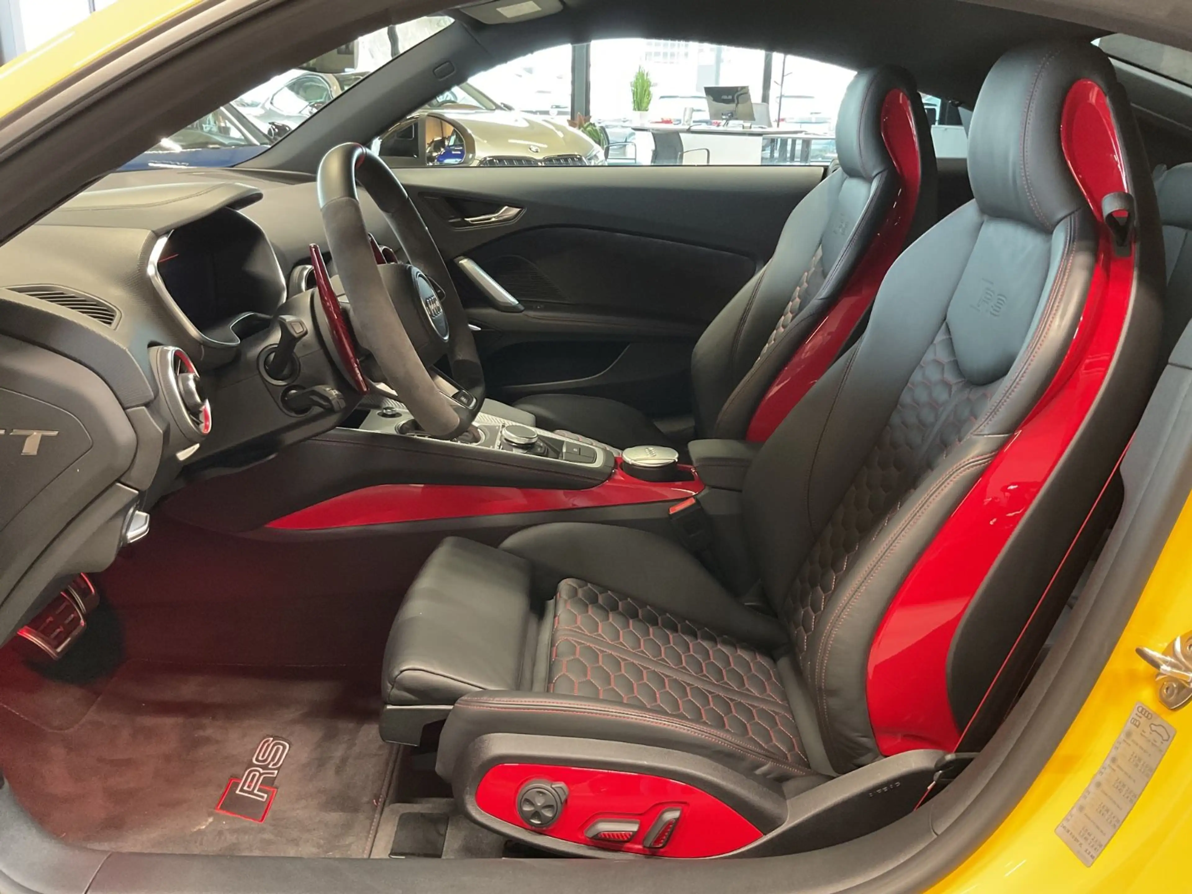 Audi TT RS Coupe Akropovic B&O Matrix 440PS 280km/h — photo 7