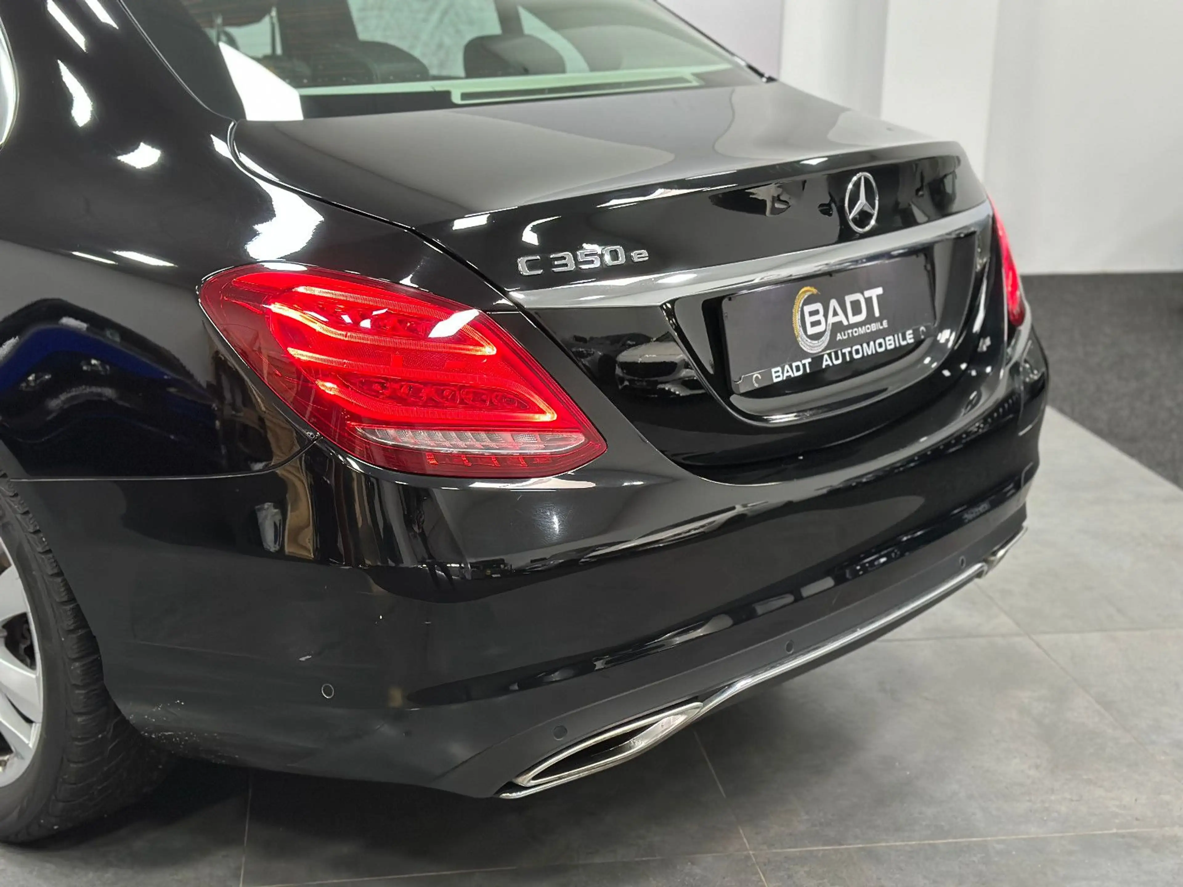Mercedes-Benz C 350 e Limousine*Totwinkel*Standheizung* — photo 5