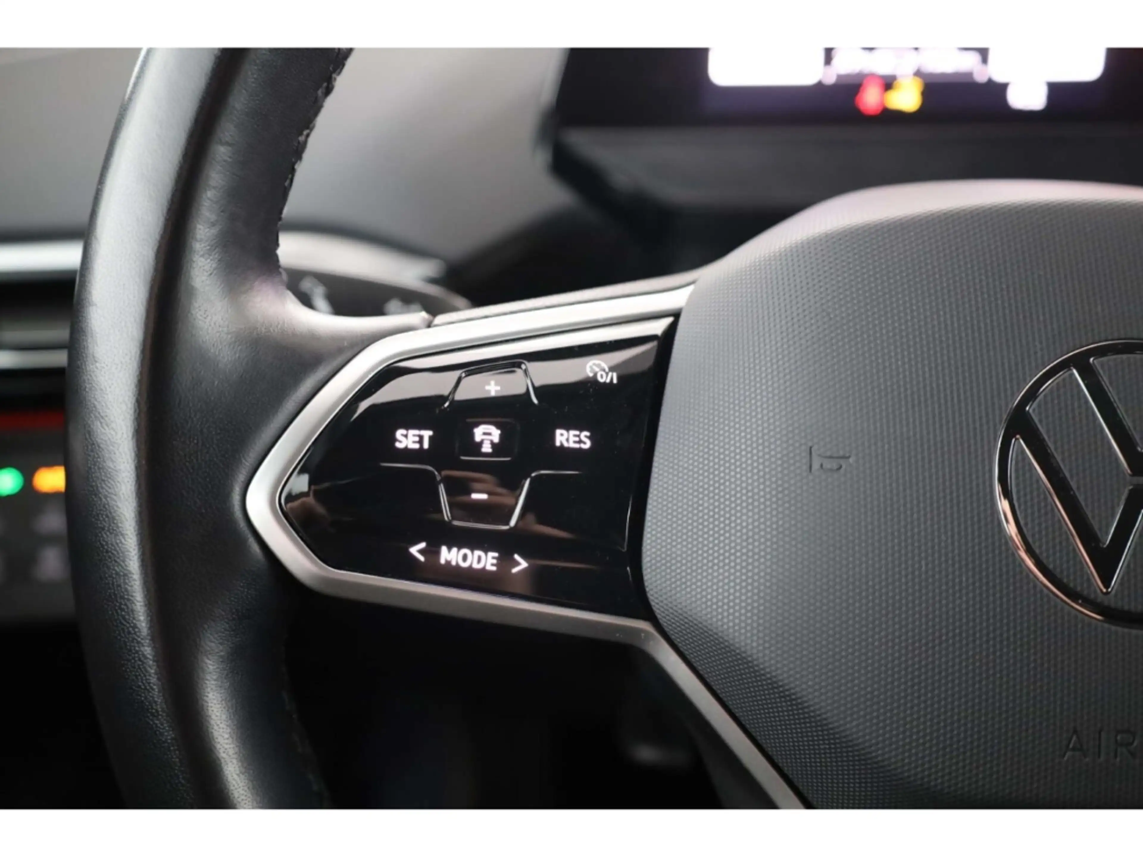 Volkswagen ID.5 Pro Performance 77kWh NAV/Matrix/AHK/RFK/19 — photo 14