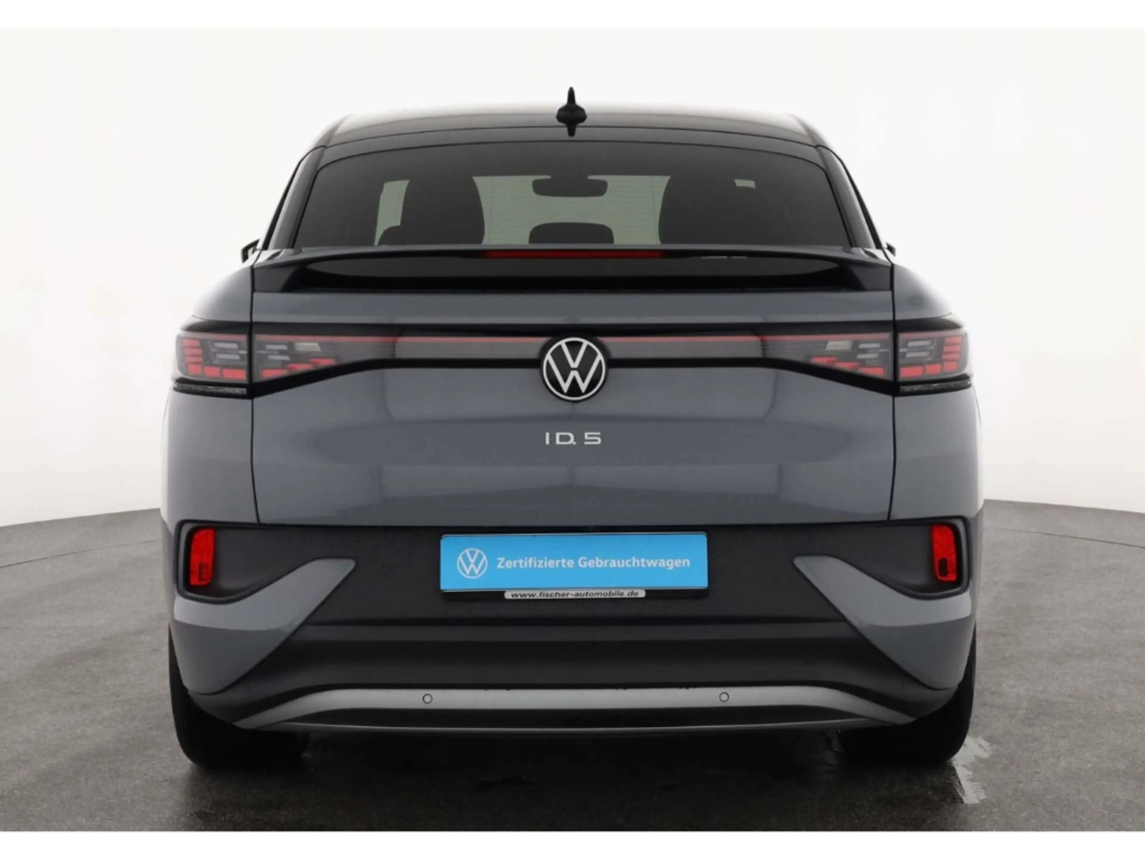 Volkswagen ID.5 Pro Performance 77kWh NAV/Matrix/AHK/RFK/19 — photo 6