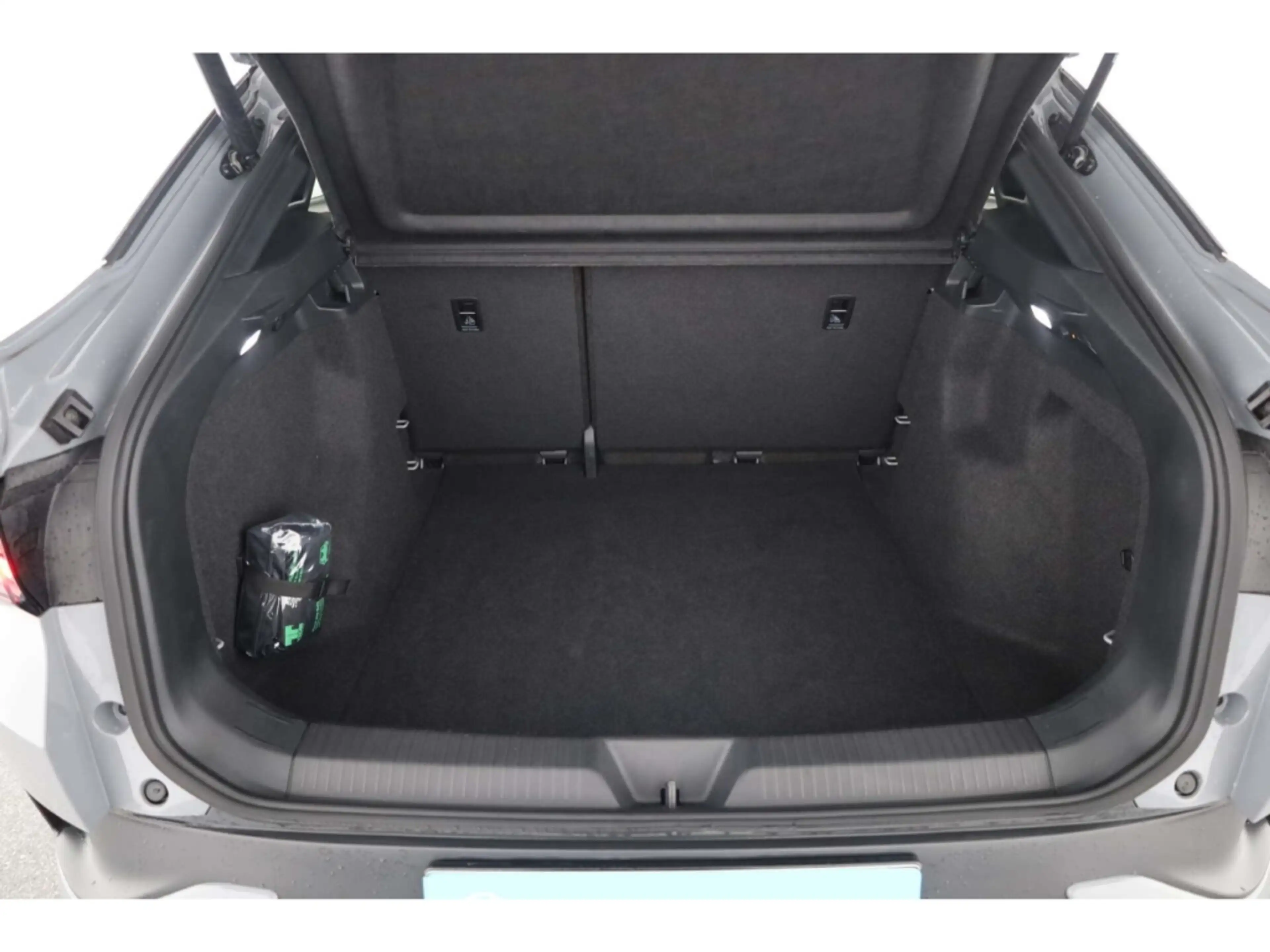 Volkswagen ID.5 Pro Performance 77kWh NAV/Matrix/AHK/RFK/19 — photo 12