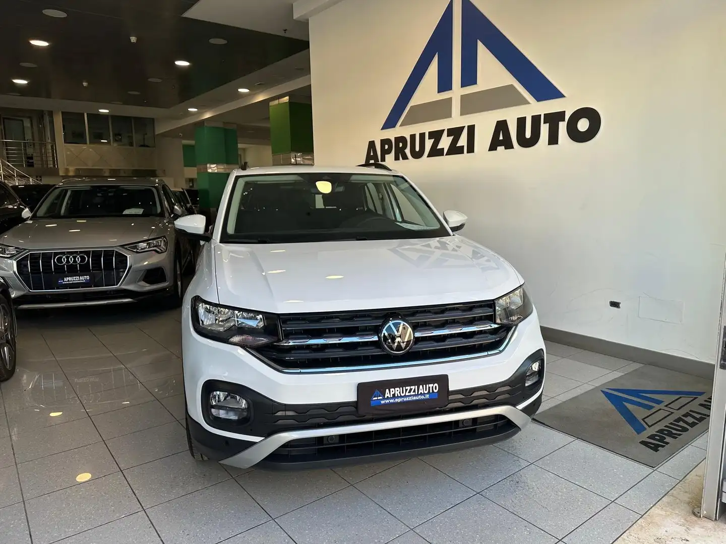 Volkswagen T-Cross T-Cross 2019 1.0 tsi Life 95cv Bianco - 2