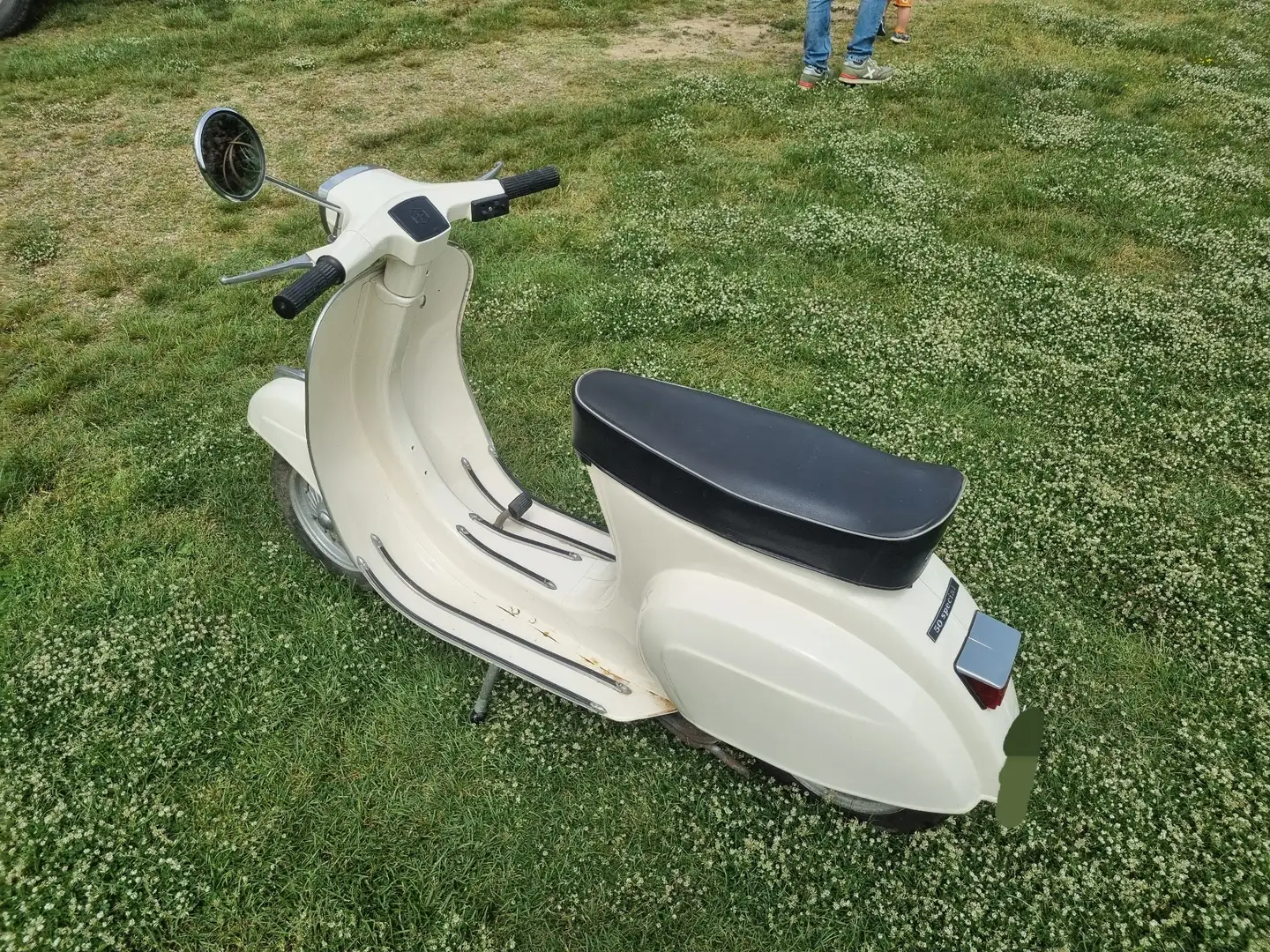 Vespa Special 50 Blanco - 1