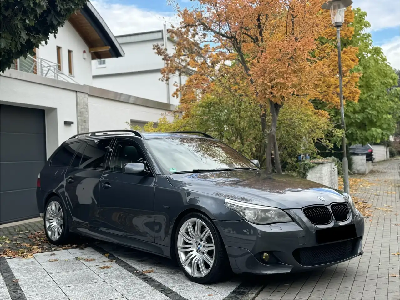 BMW 525