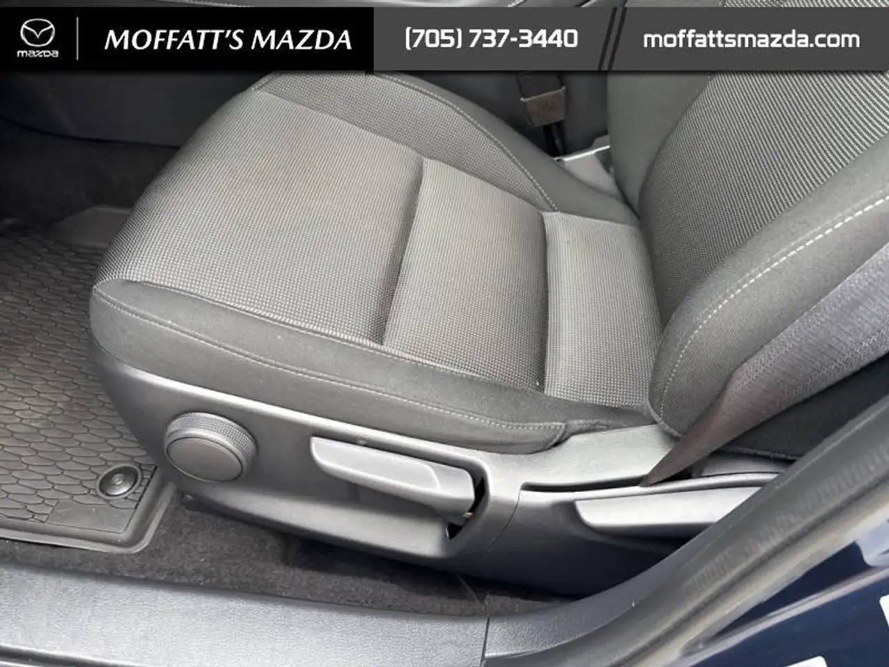 Mazda CX-30 снимка Mazda CX-30