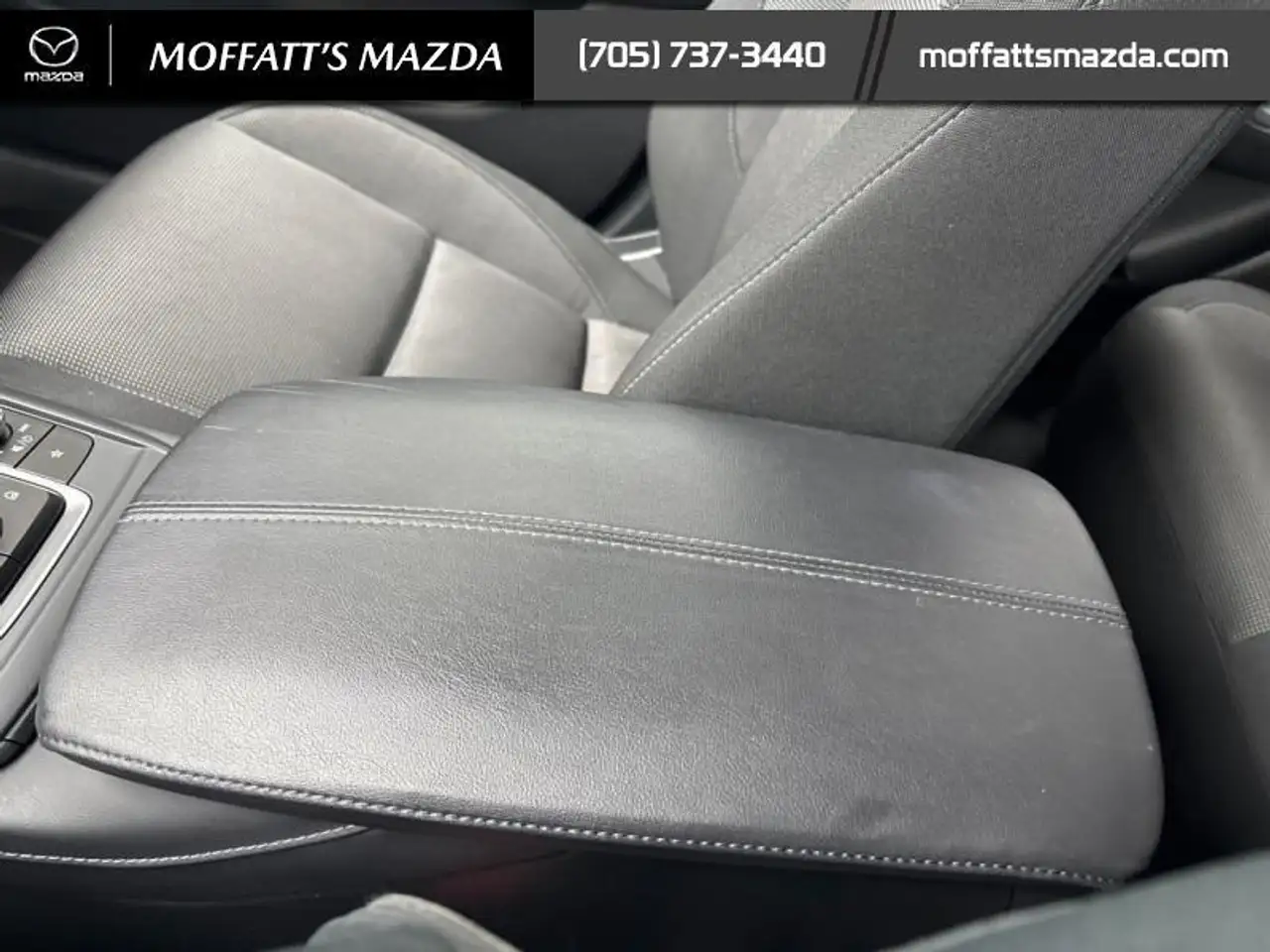 Mazda CX-30 снимка Mazda CX-30