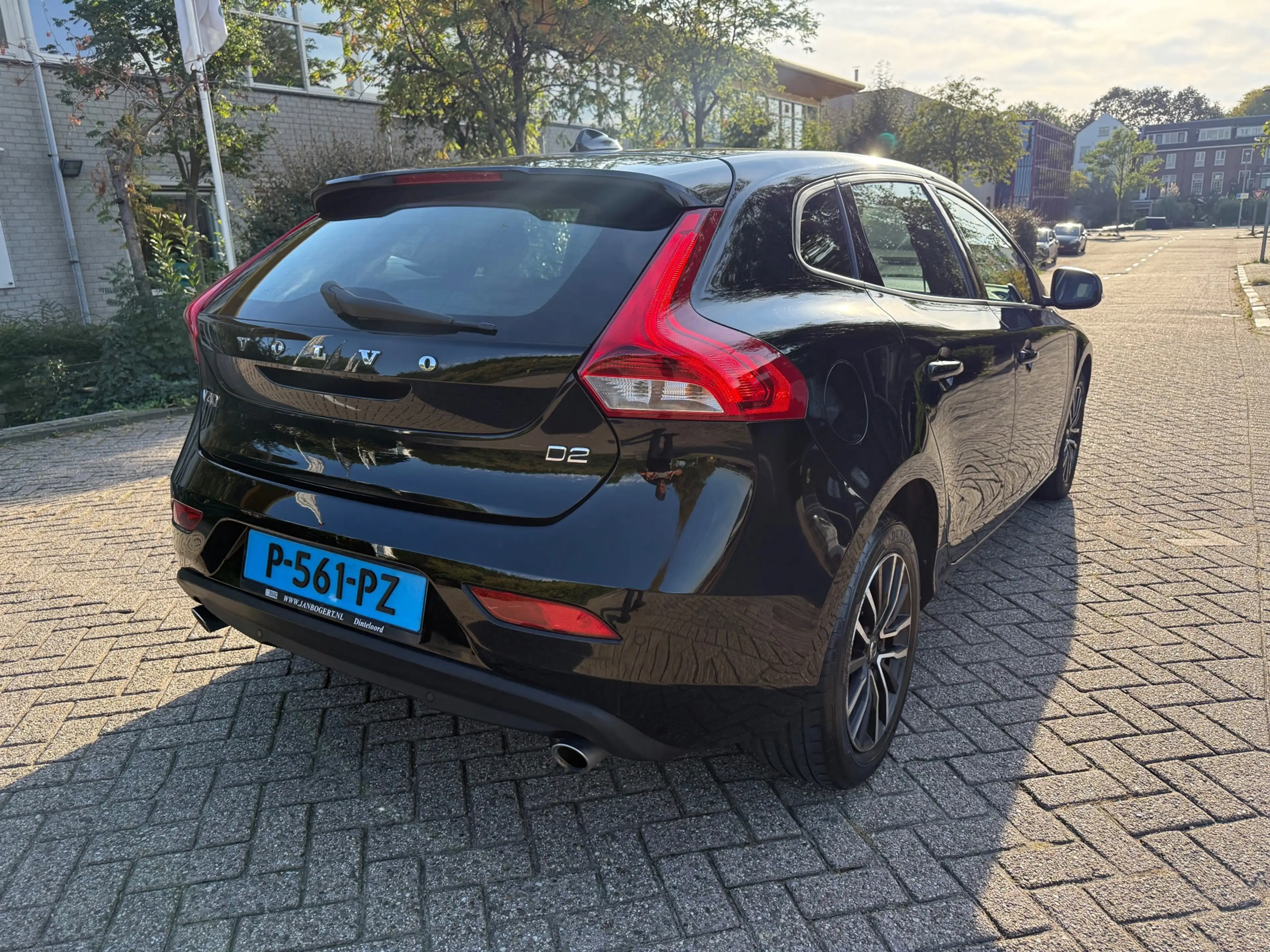Volvo V40 2.0 D2 Kinetic_Klaar voor de Taxi_NETTE AUTO — photo 7