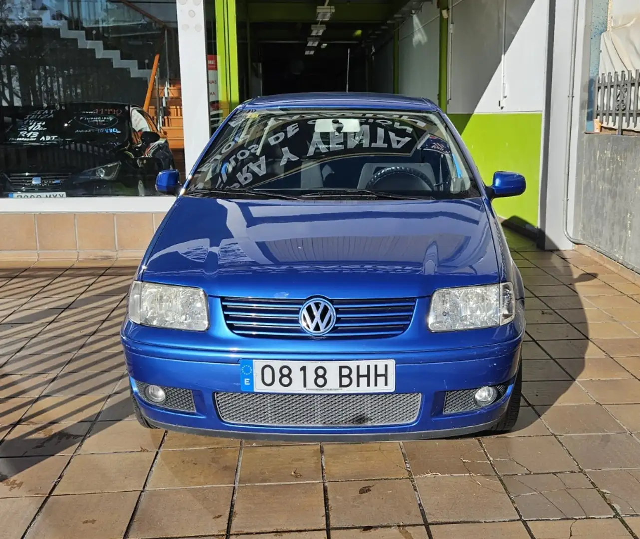 Volkswagen Polo 1.4TDI Trendline Azul - 1